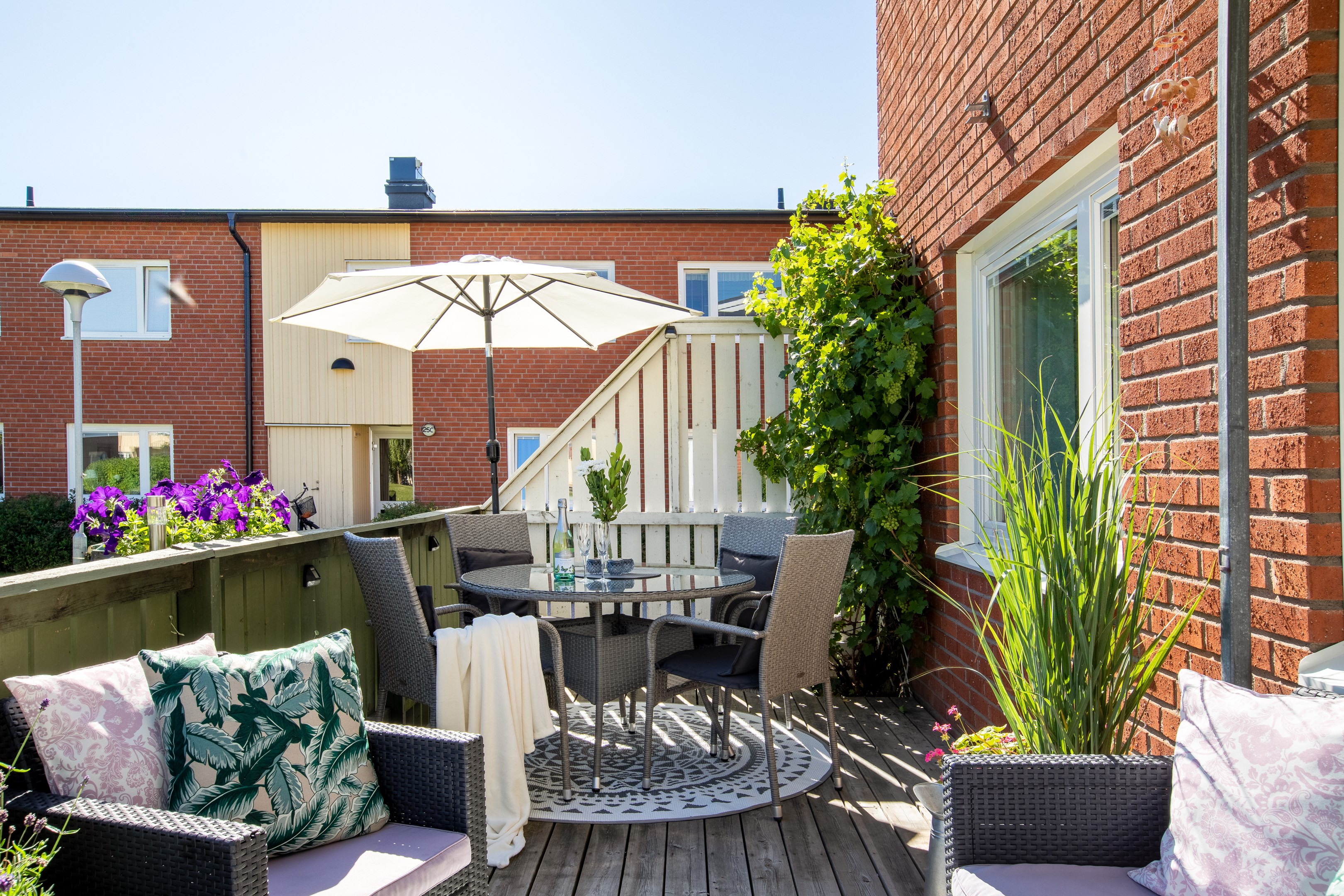 Bostadsbild från Körvelgatan 35B, Såld i Årsta, Uppsala