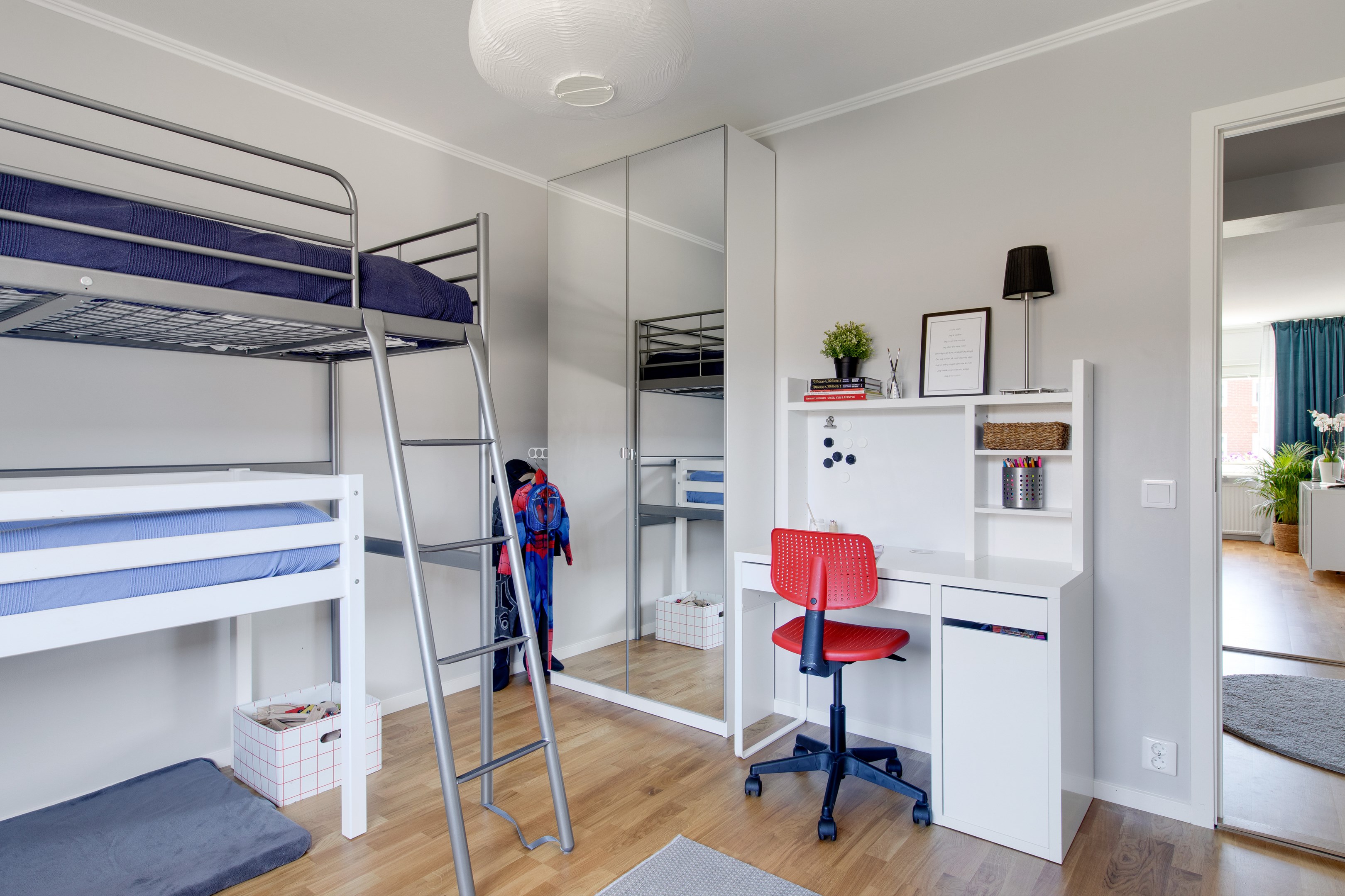 Bostadsbild från Körvelgatan 35B, Såld i Årsta, Uppsala