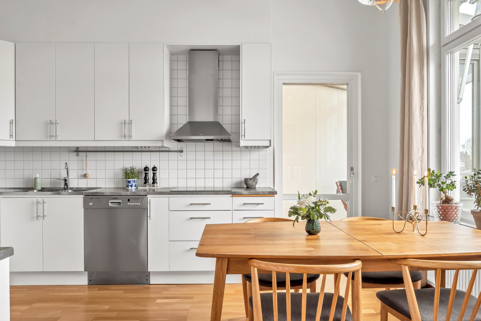 Bostadsbild från Hällbygatan 23, Såld i Luthagen, Uppsala