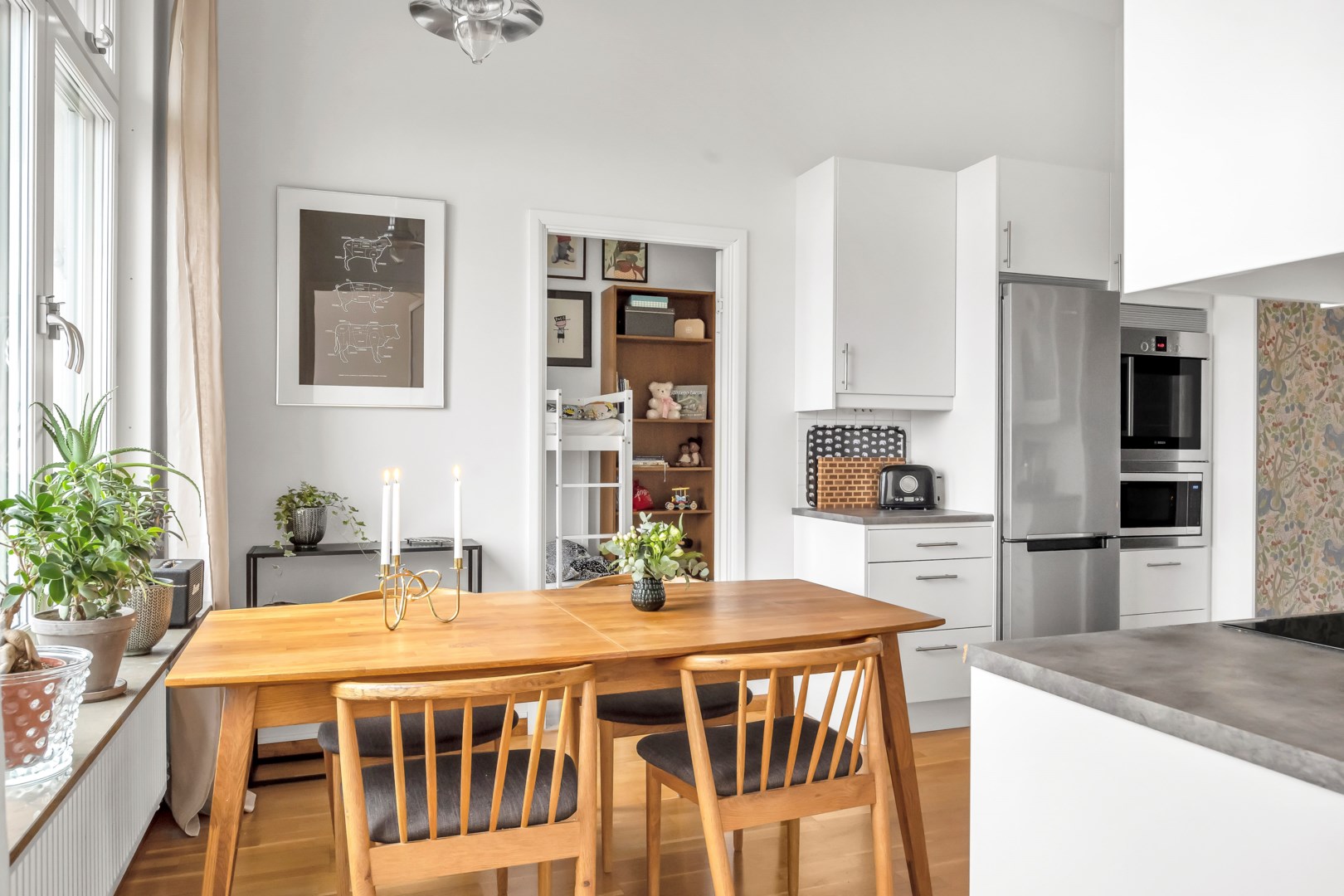 Bostadsbild från Hällbygatan 23, Såld i Luthagen, Uppsala