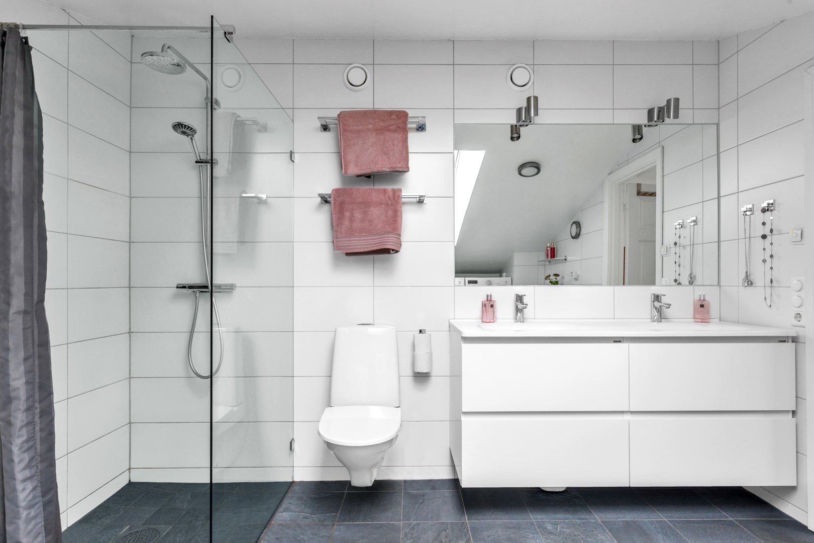 Bostadsbild från S:t Johannesgatan 7 B, Såld i Främre Luthagen, Uppsala