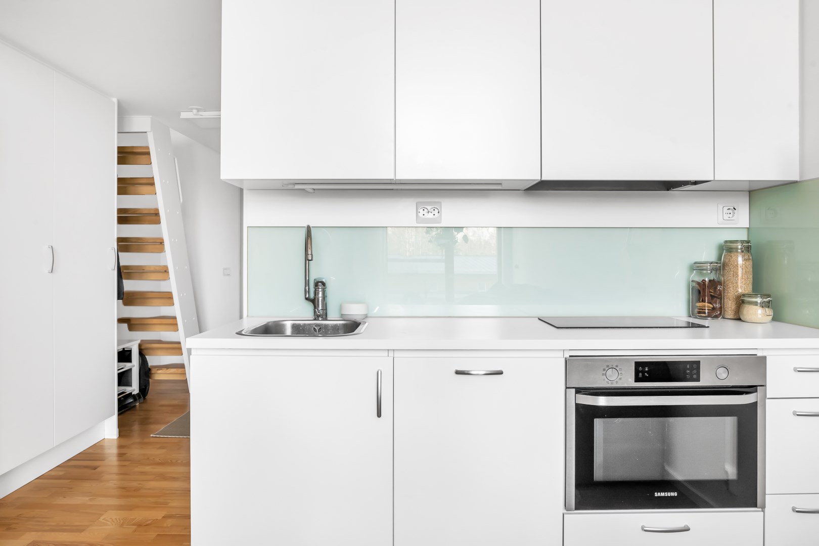 Bostadsbild från Rosendalsvägen 12, Såld i Rosendal, Uppsala