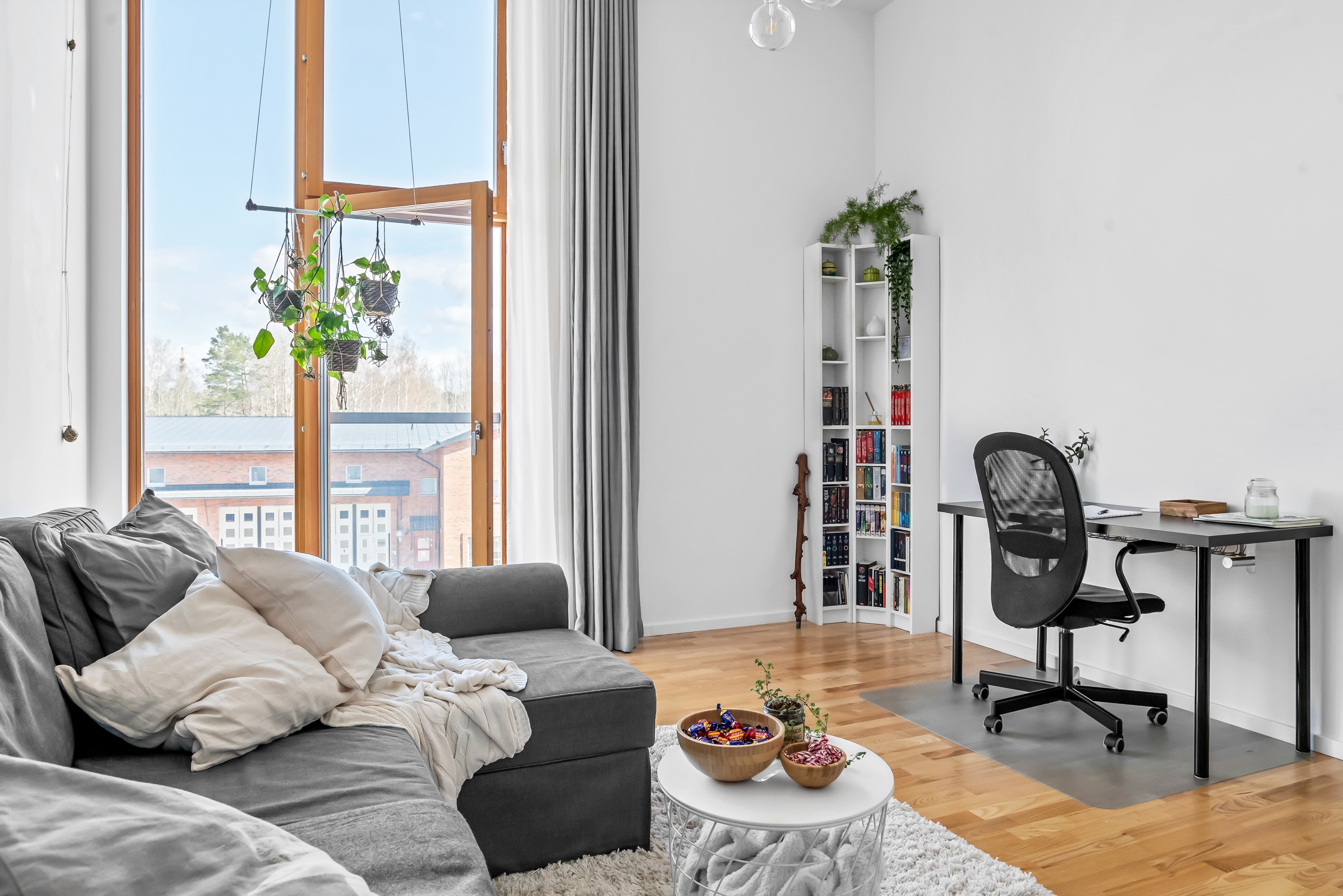 Bostadsbild från Rosendalsvägen 12, Såld i Rosendal, Uppsala