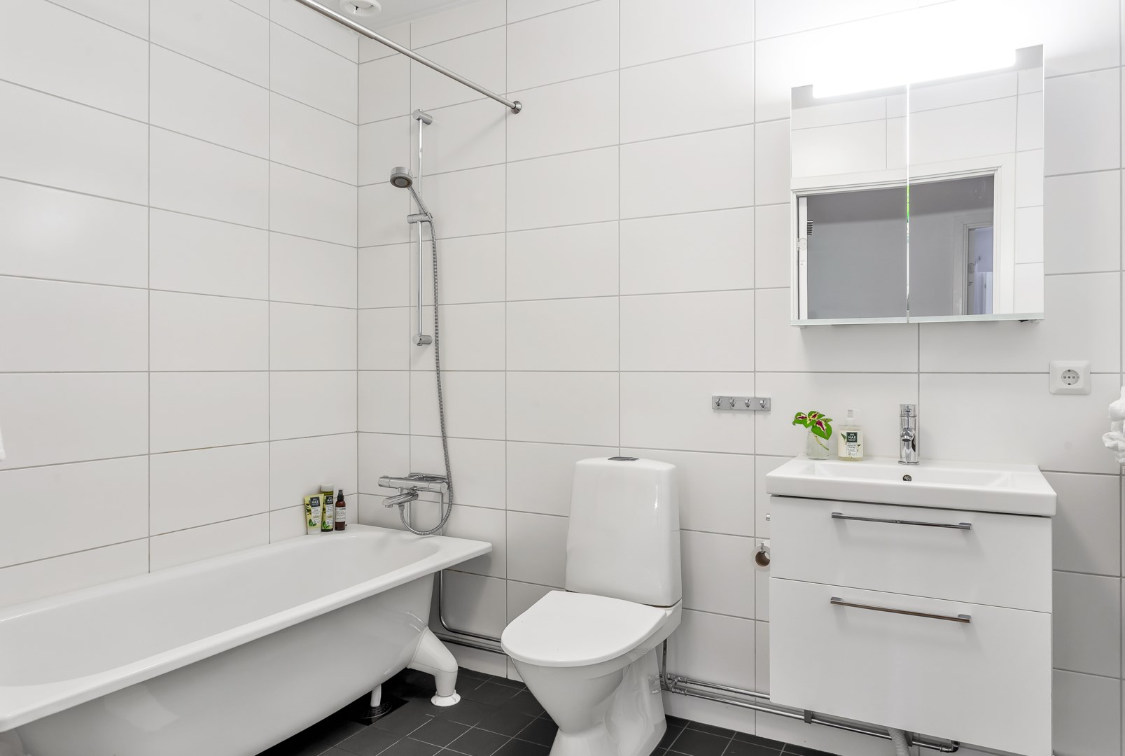 Bostadsbild från Tullgarnsgatan 16, Såld i Kungsängen, Uppsala