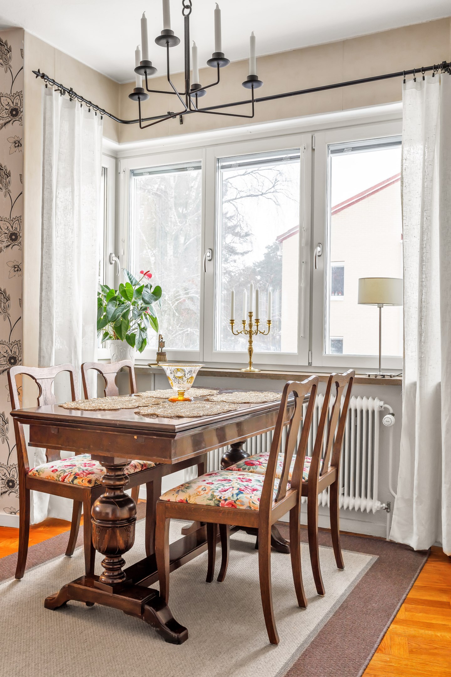 Bostadsbild från Karlsrogatan 89A, Såld i Sommarro, Uppsala