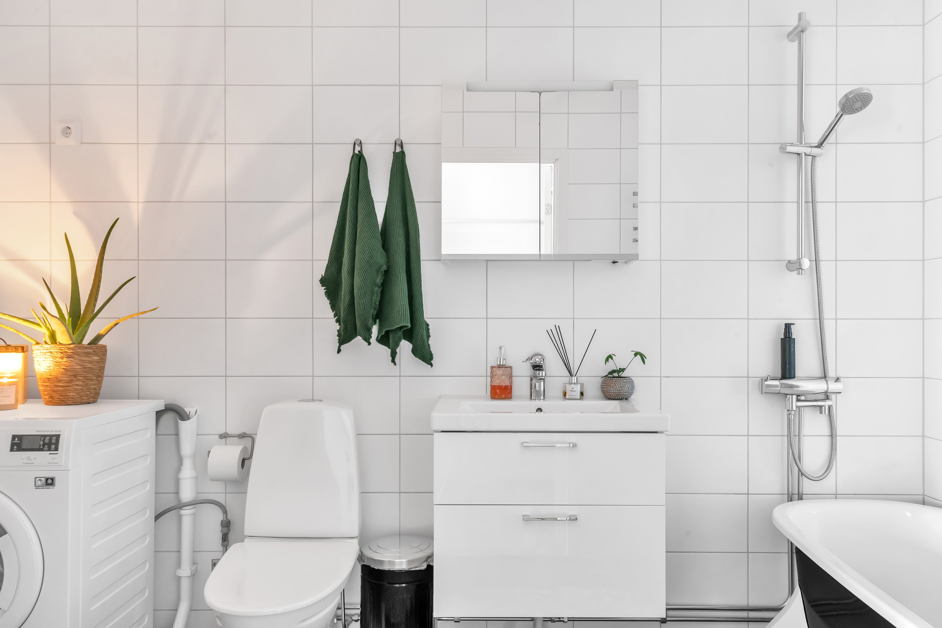 Bostadsbild från Solskensgatan 3, Till salu i Gränby backe, Uppsala