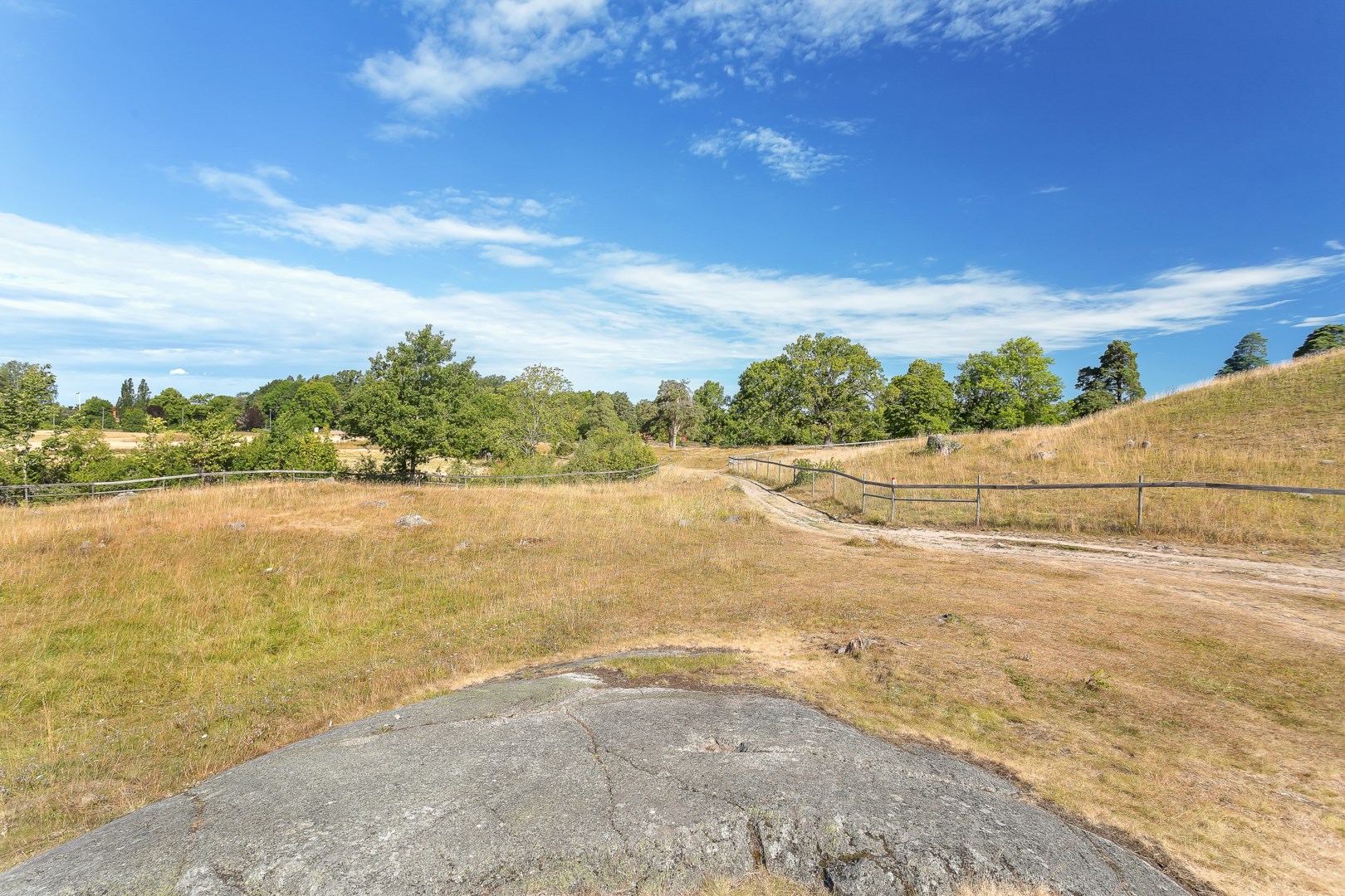 Bostadsbild från Basarbovägen 4, Såld i Ekeby, Uppsala