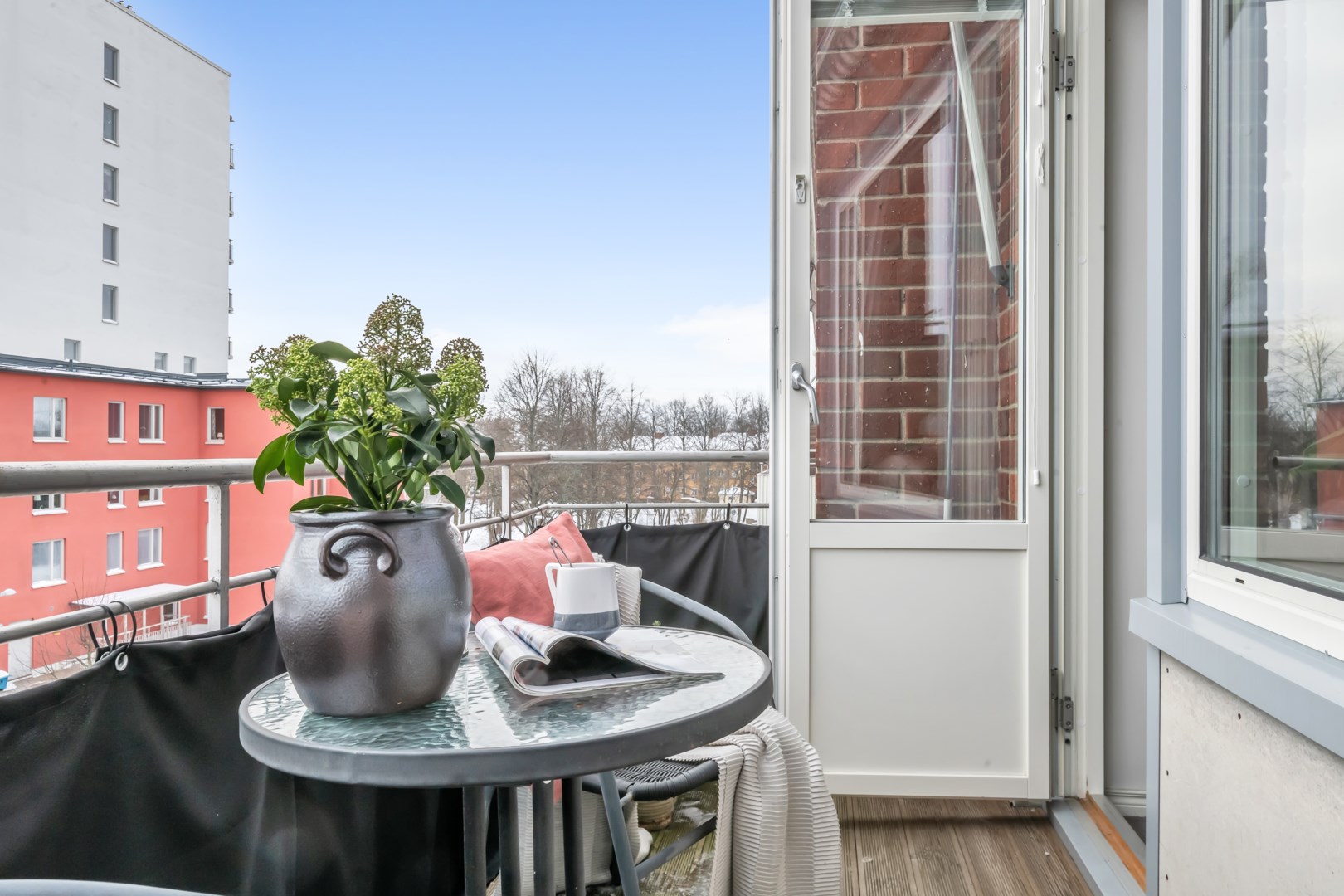 Bostadsbild från Källparksgatan 18, Såld i Salabacke, Uppsala