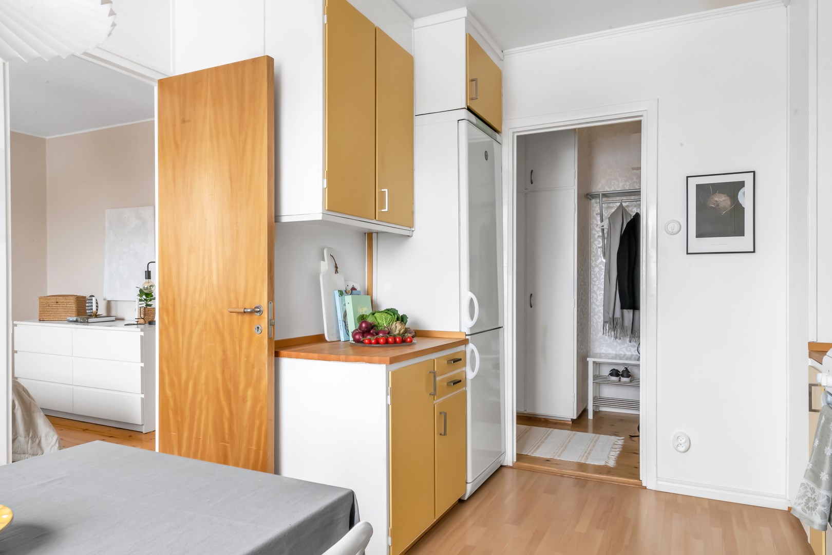 Bostadsbild från Källparksgatan 18, Såld i Salabacke, Uppsala