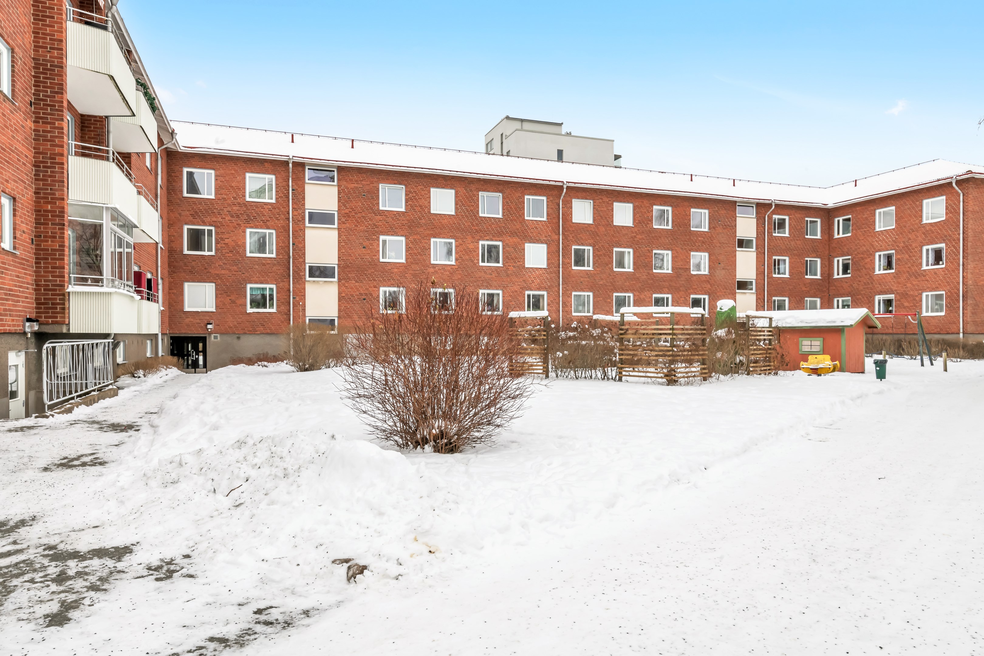 Bostadsbild från Källparksgatan 18, Såld i Salabacke, Uppsala