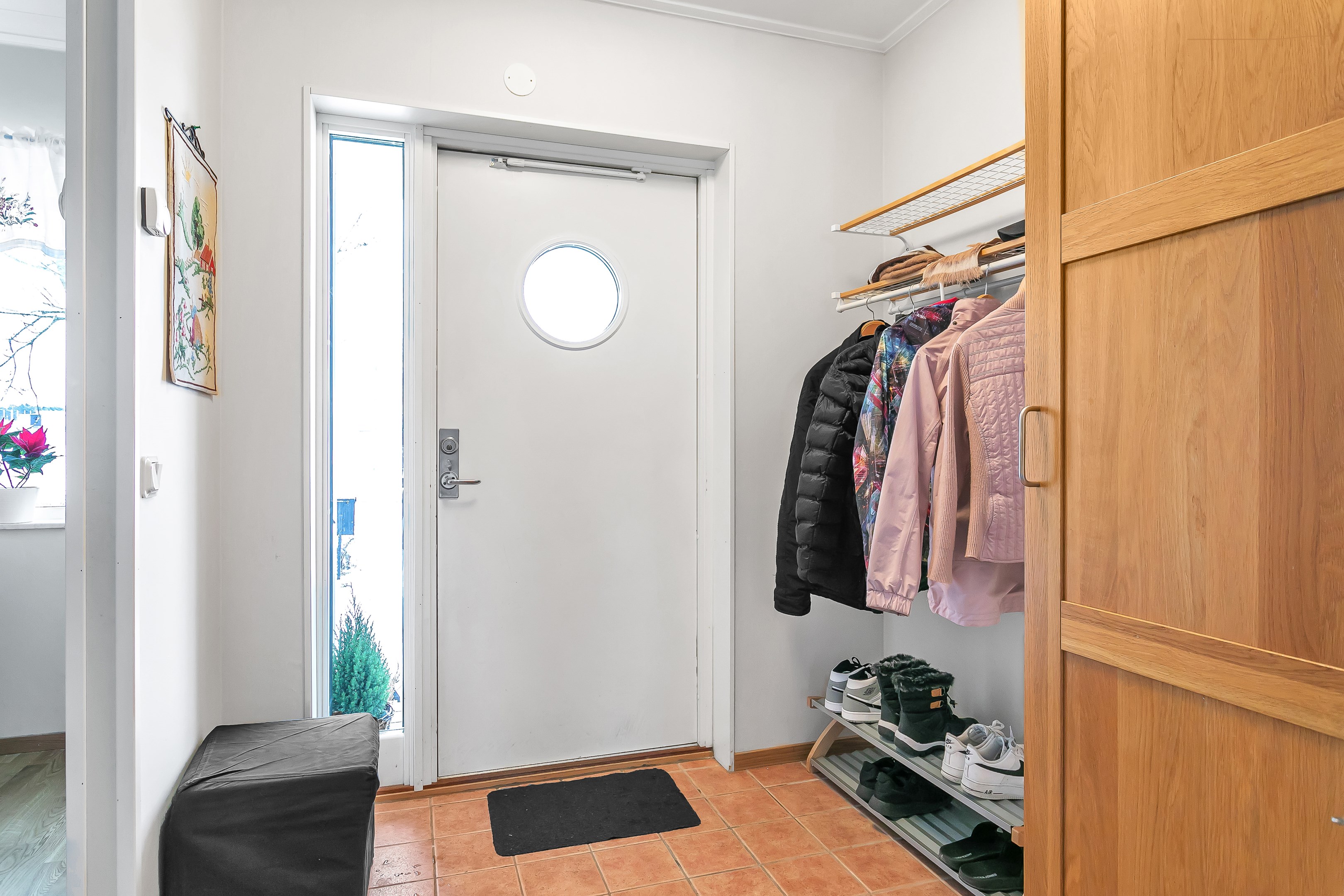 Bostadsbild från Naturstensvägen 25, Såld i Herrhagen, Uppsala