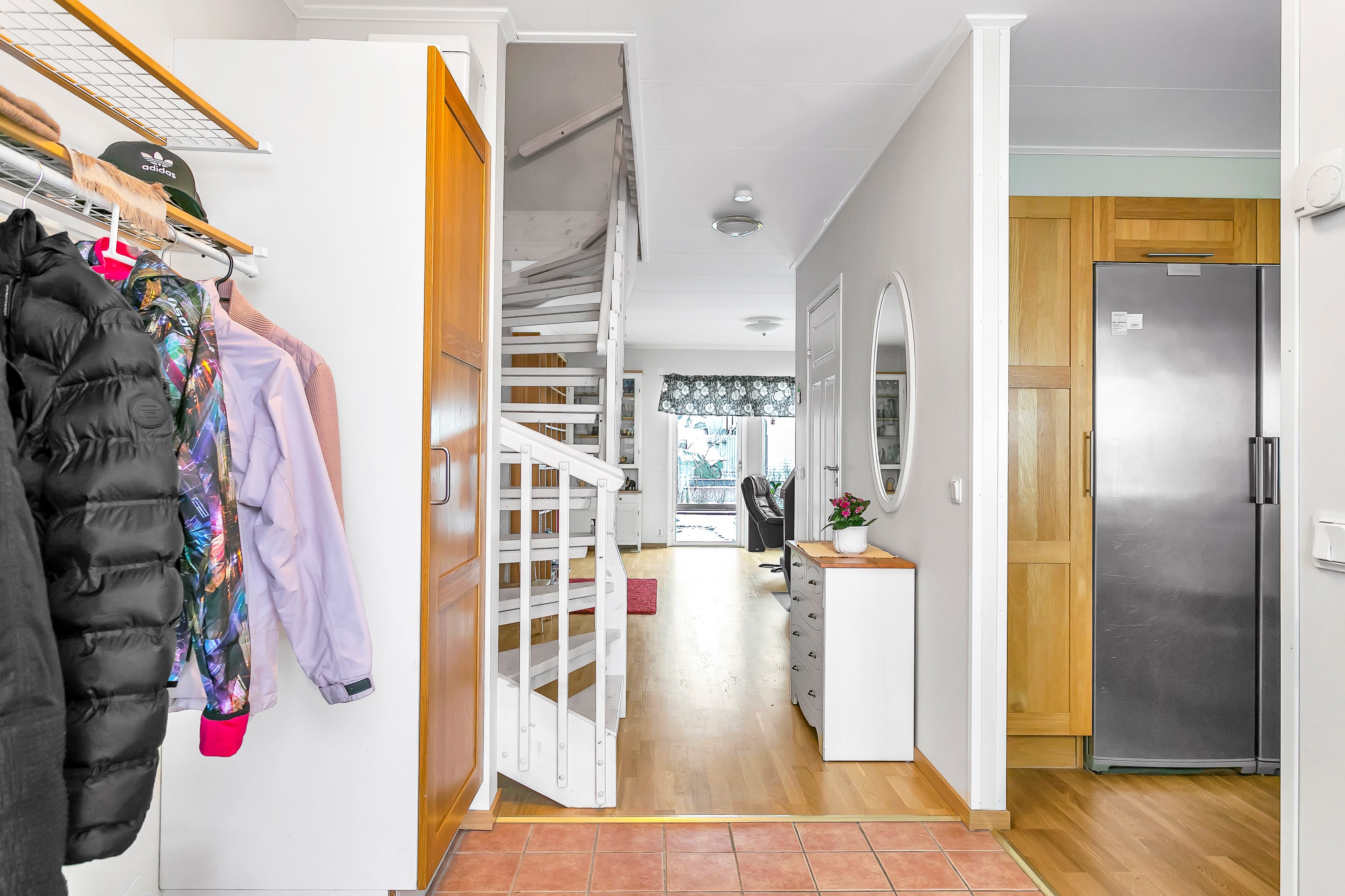 Bostadsbild från Naturstensvägen 25, Såld i Herrhagen, Uppsala