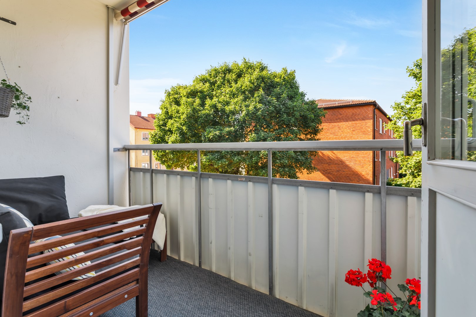 Bostadsbild från Sköldungagatan 35, Såld i Svartbäcken, Uppsala