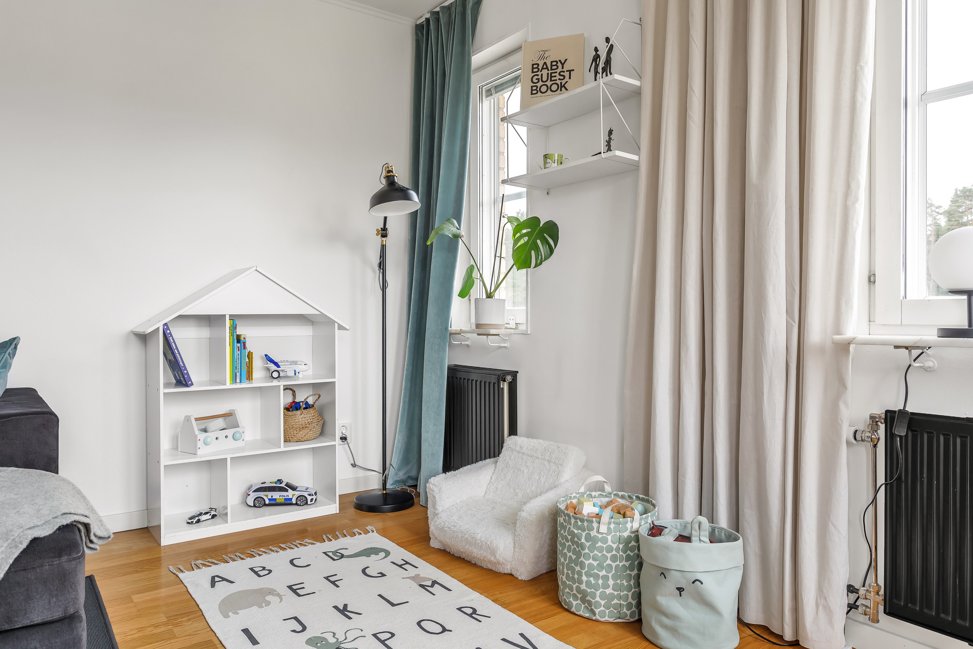 Bostadsbild från Västgötaresan 93, Såld i Sävja, Uppsala