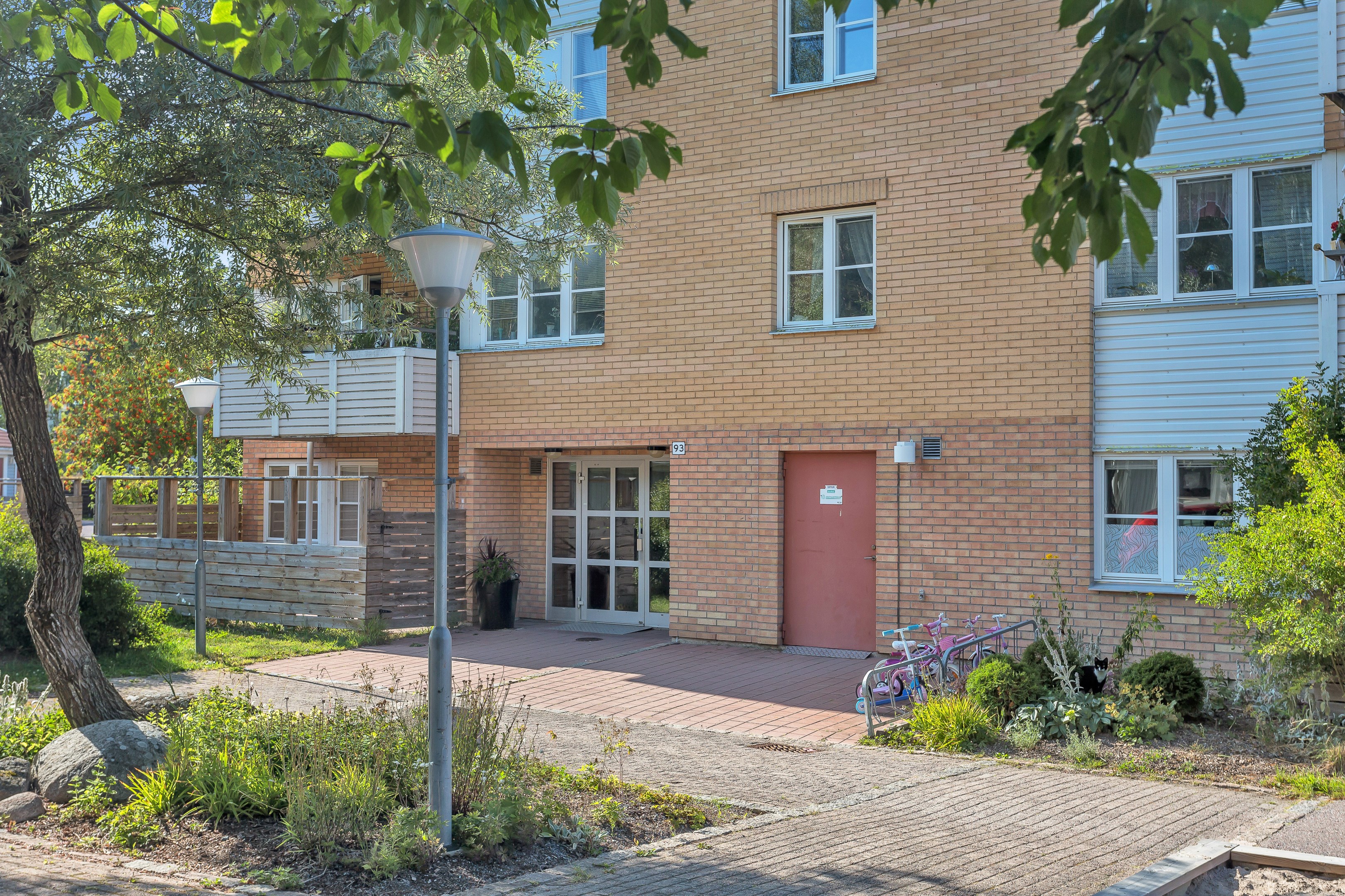 Bostadsbild från Västgötaresan 93, Såld i Sävja, Uppsala