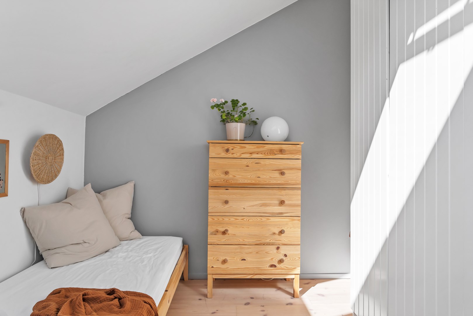 Bostadsbild från Storstensvägen 2, Såld i Lindbacken, Uppsala