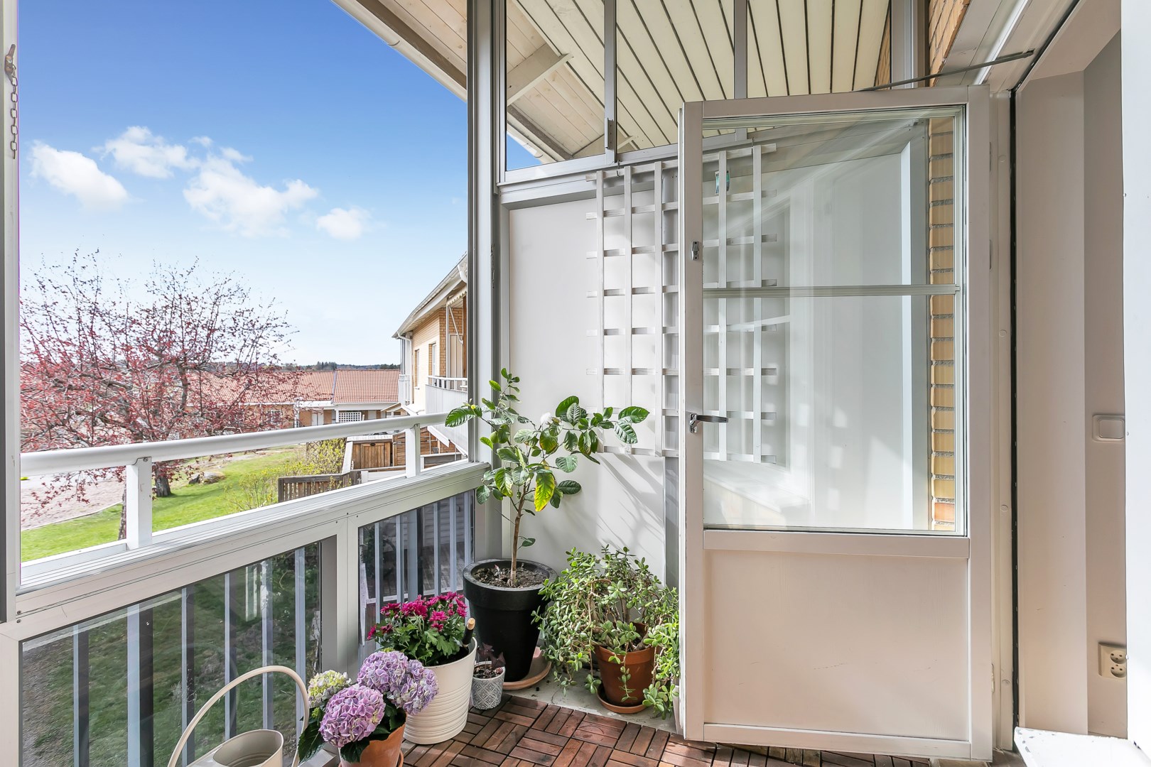 Bostadsbild från Otto Myrbergs väg 51E, Såld i Rickomberga, Uppsala