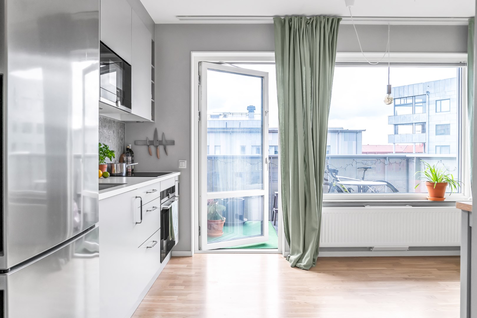 Bostadsbild från Fyrislundsgatan 23B, Till salu i Salabacke, Uppsala