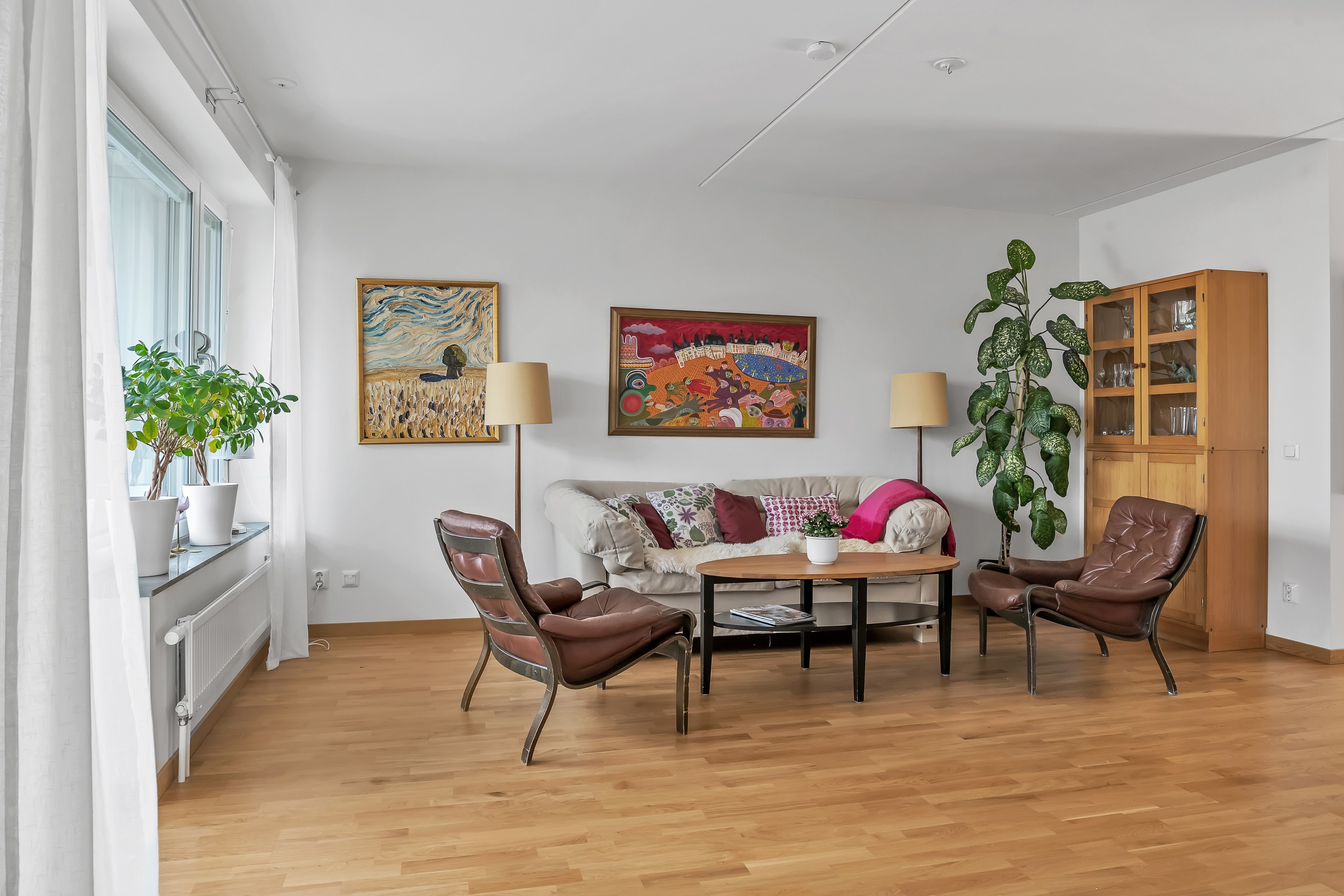 Bostadsbild från Solskensgatan 21, Såld i Gränby, Uppsala