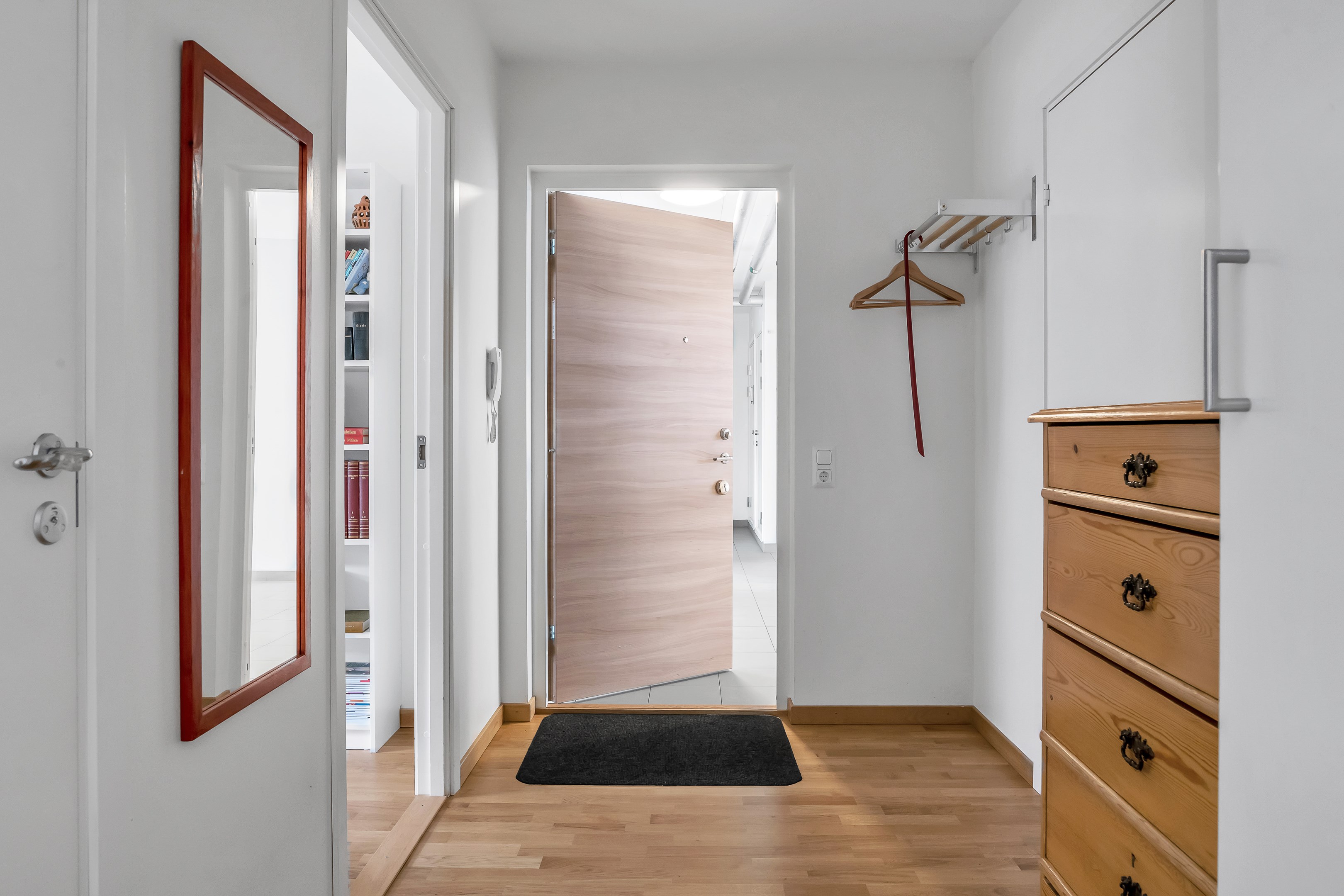 Bostadsbild från Solskensgatan 21, Såld i Gränby, Uppsala