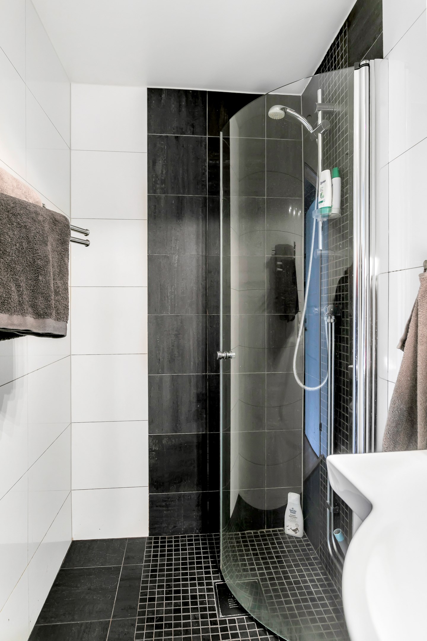 Bostadsbild från Svartbäcksgatan 21 F, Såld i Centrum, Uppsala