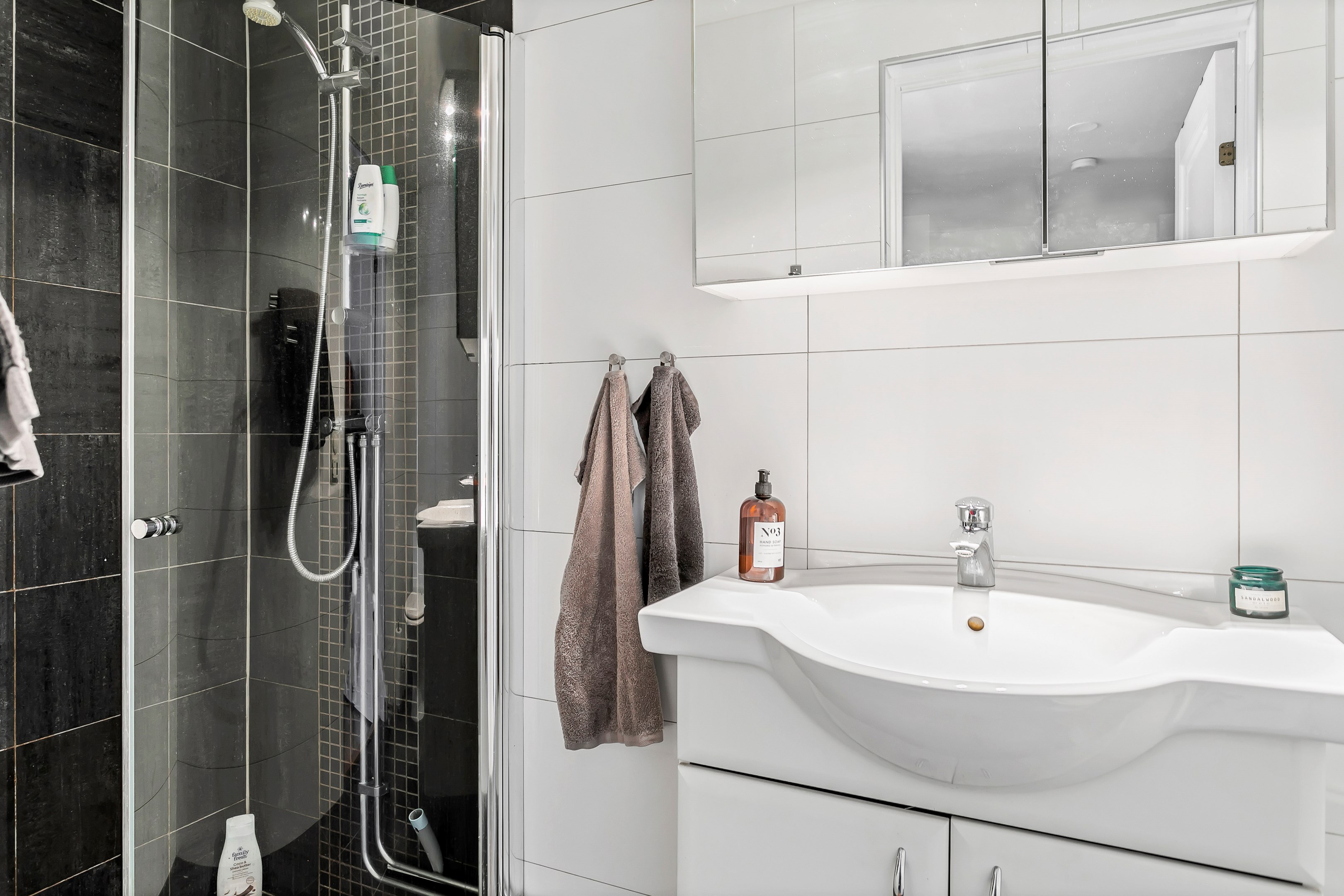 Bostadsbild från Svartbäcksgatan 21 F, Såld i Centrum, Uppsala