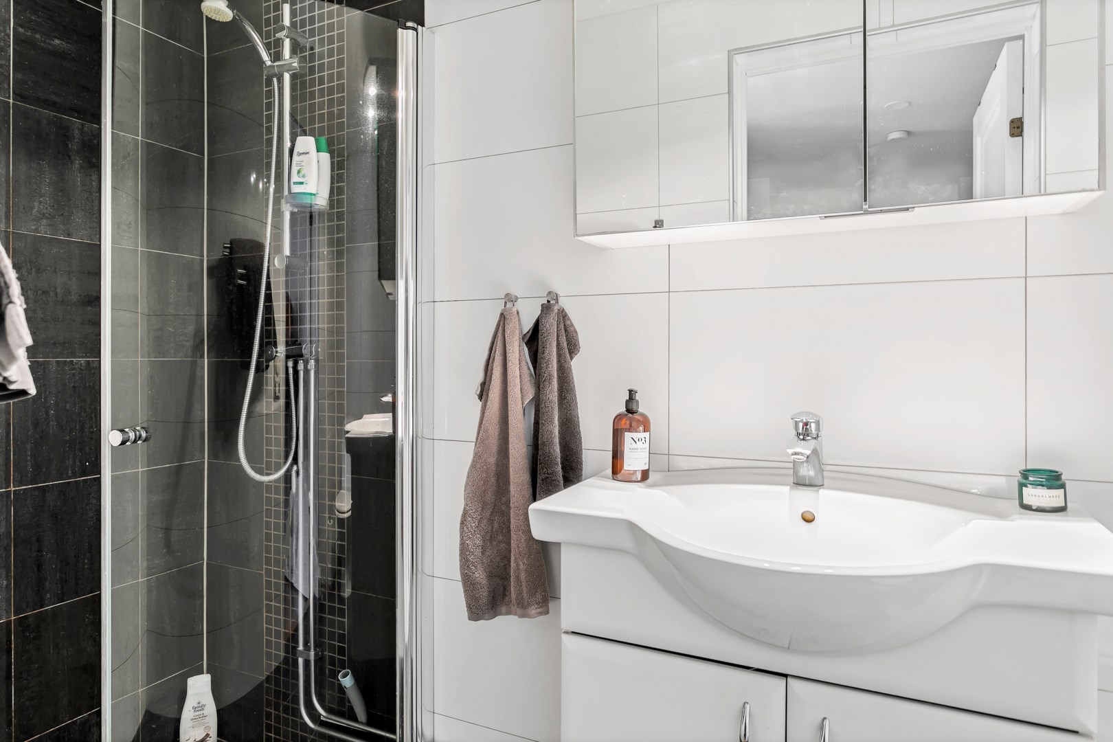 Bostadsbild från Svartbäcksgatan 21 F, Såld i Centrum, Uppsala