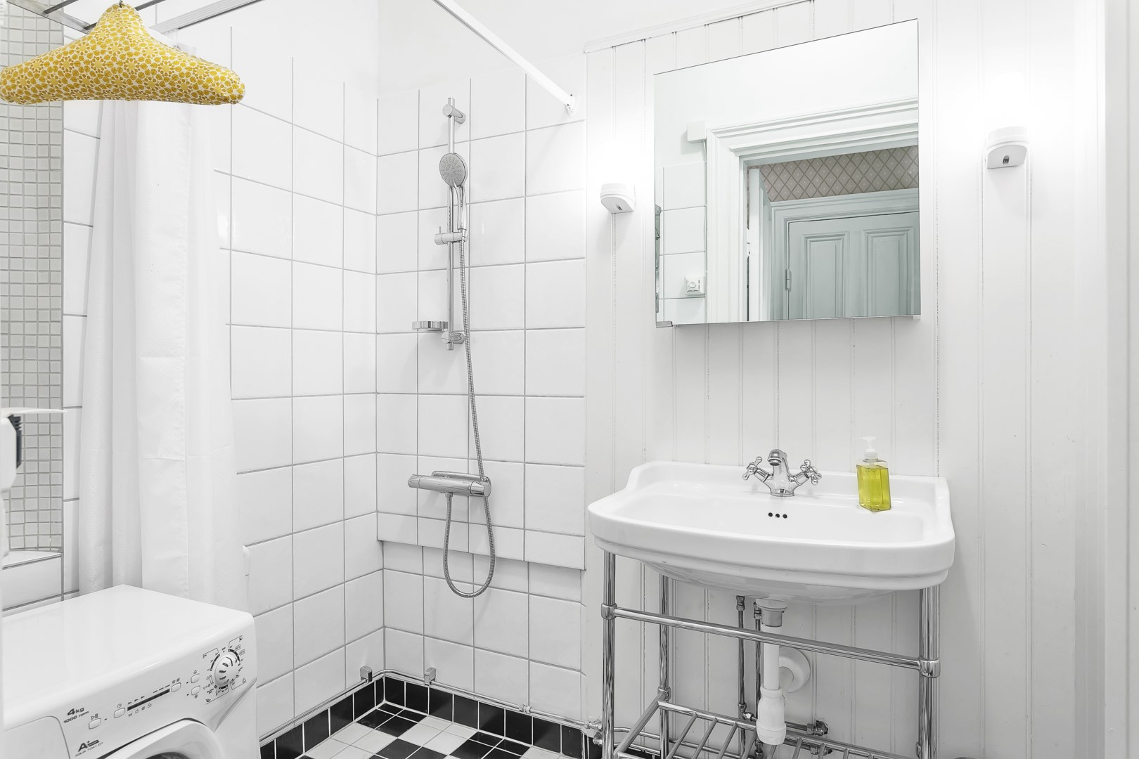 Bostadsbild från Kungsgatan 37B, Såld i Centrum, Uppsala