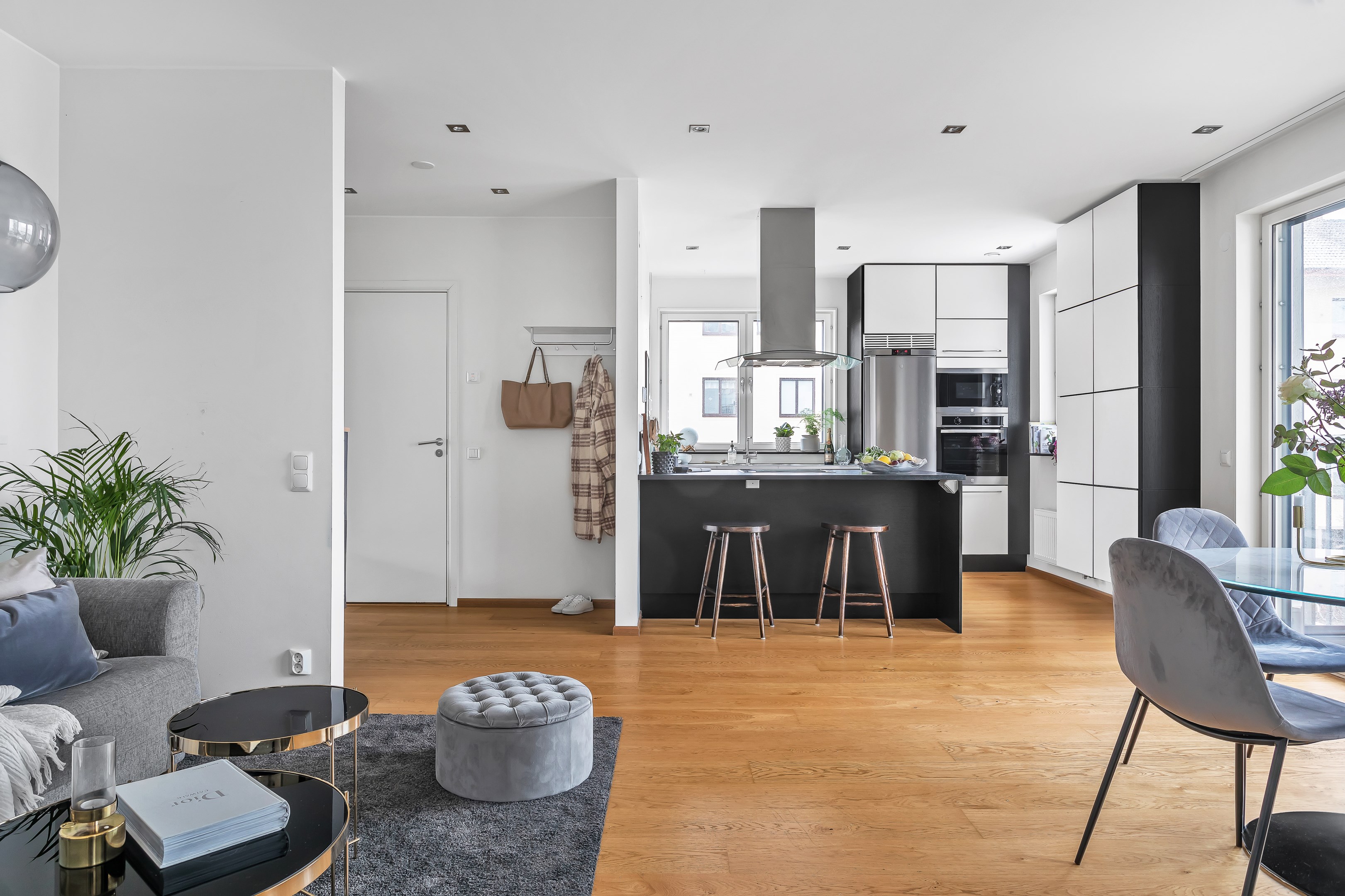 Bostadsbild från Norbyvägen 46G, Såld i Sommarro, Uppsala