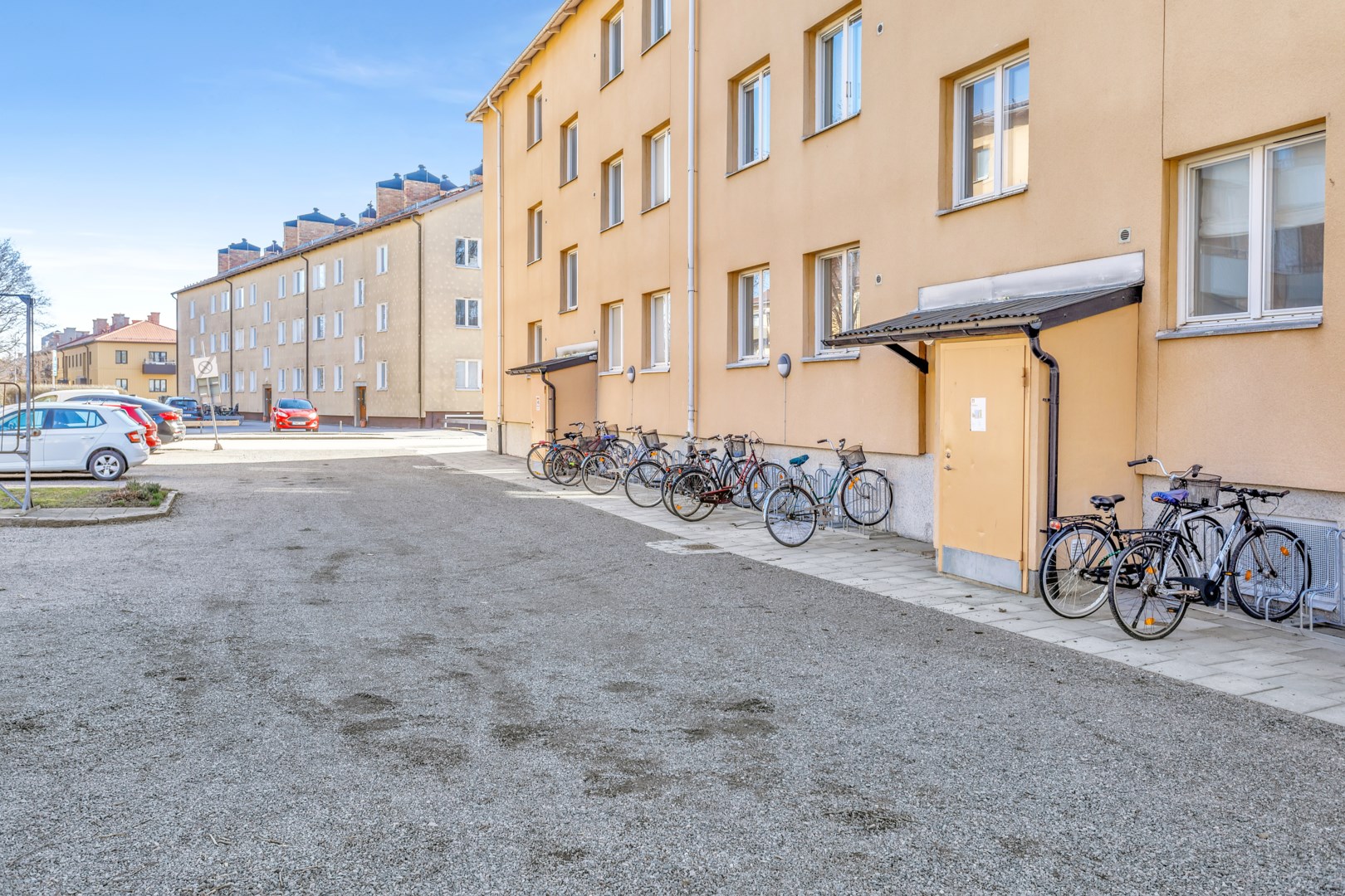 Bostadsbild från Svartbäcksgatan 83A, Såld i Svartbäcken, Uppsala