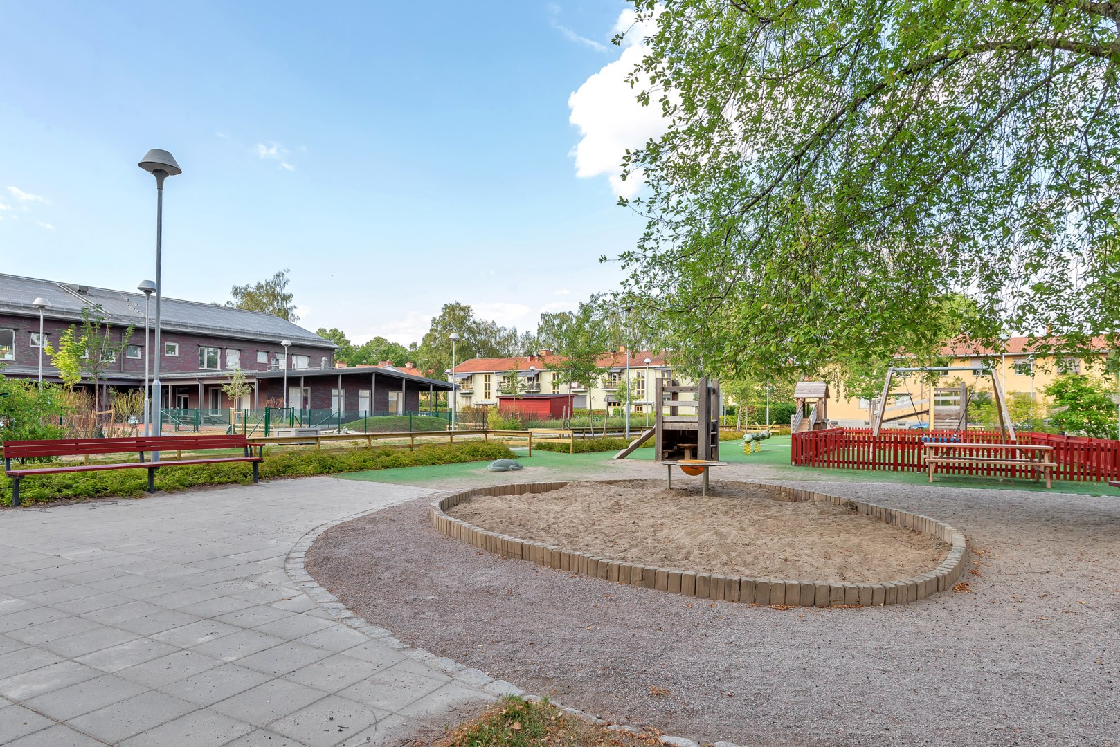 Bostadsbild från Svartbäcksgatan 83A, Såld i Svartbäcken, Uppsala