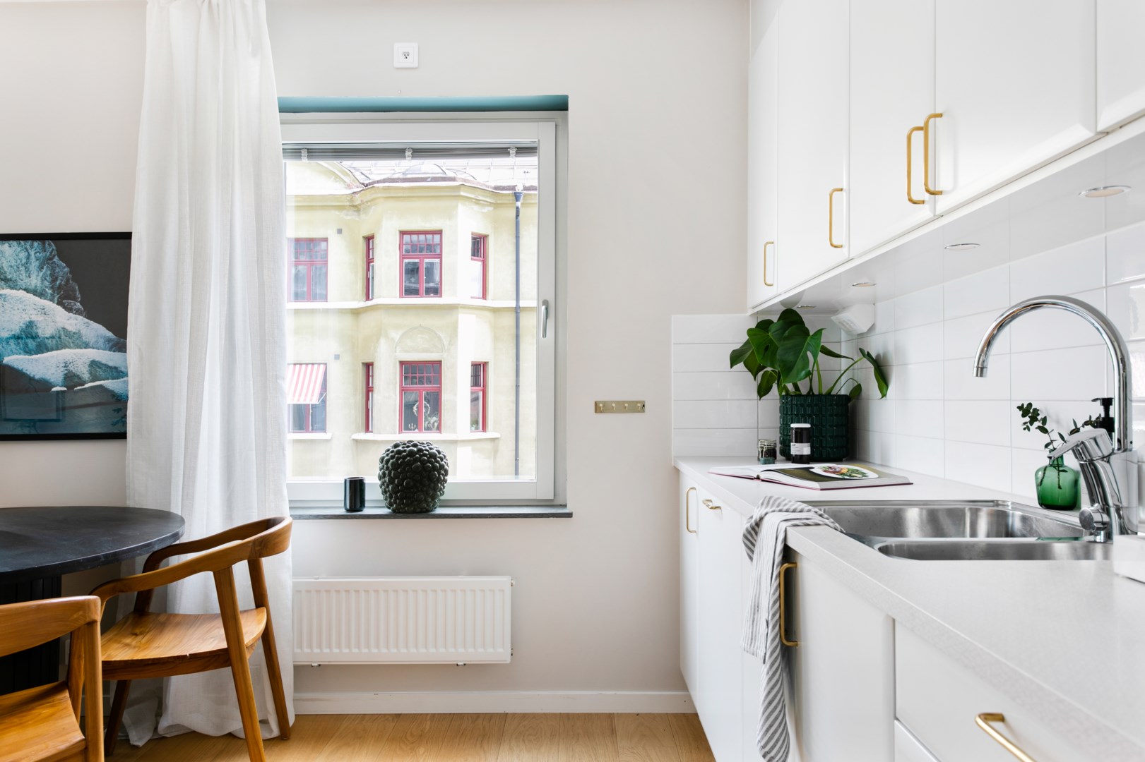 Bostadsbild från Danderydsgatan 27, 4tr, Såld i Östermalm - Lärkstan, Stockholm