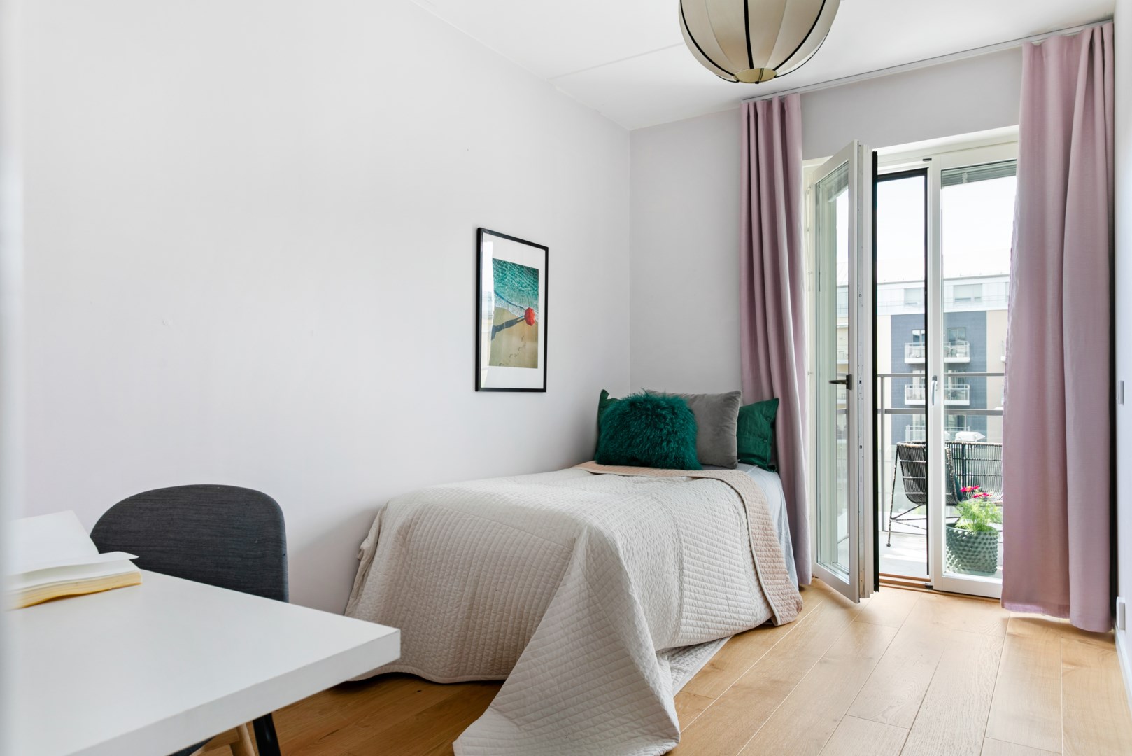 Bostadsbild från Danderydsgatan 27, 4tr, Såld i Östermalm - Lärkstan, Stockholm