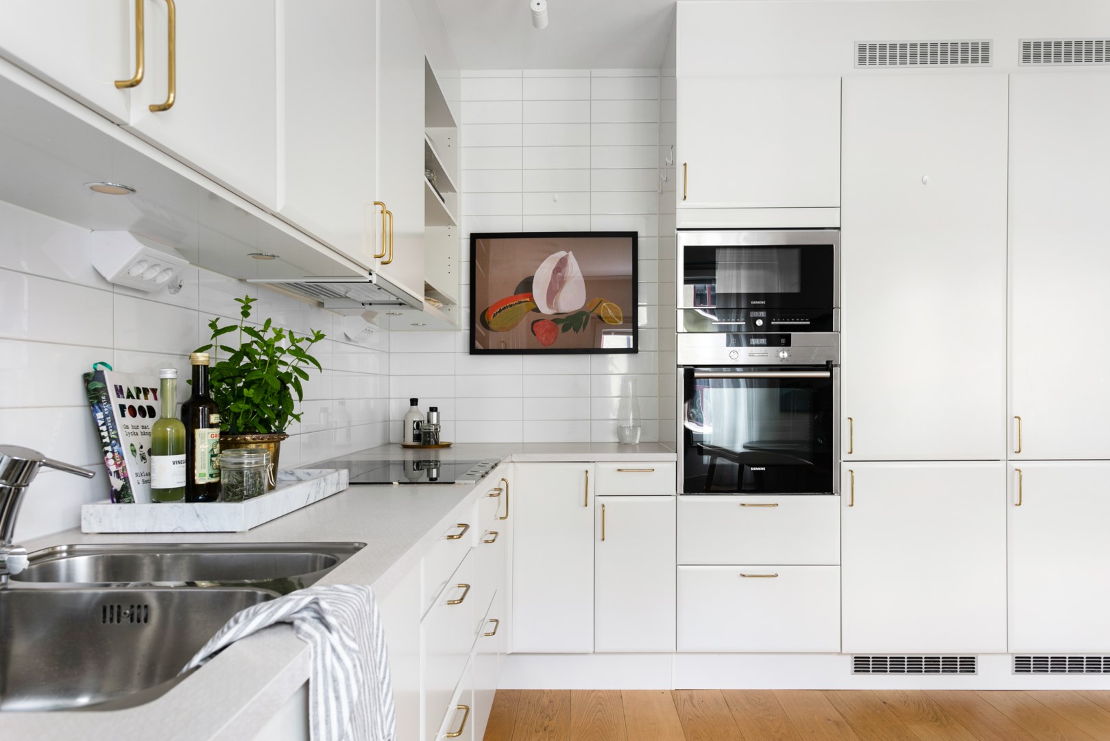 Bostadsbild från Danderydsgatan 27, 4tr, Såld i Östermalm - Lärkstan, Stockholm