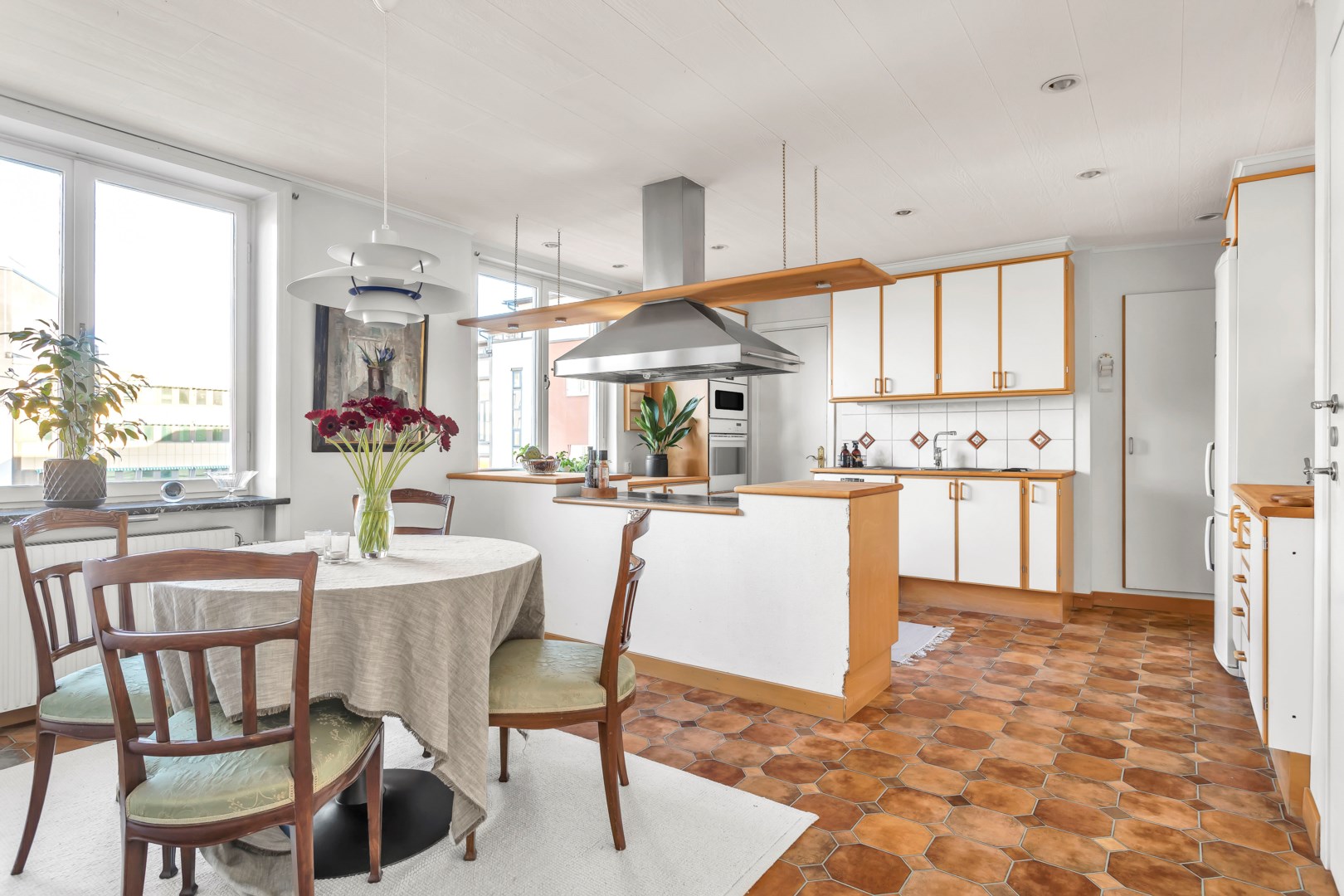 Bostadsbild från Östra ågatan 17, Såld i Centrum, Uppsala