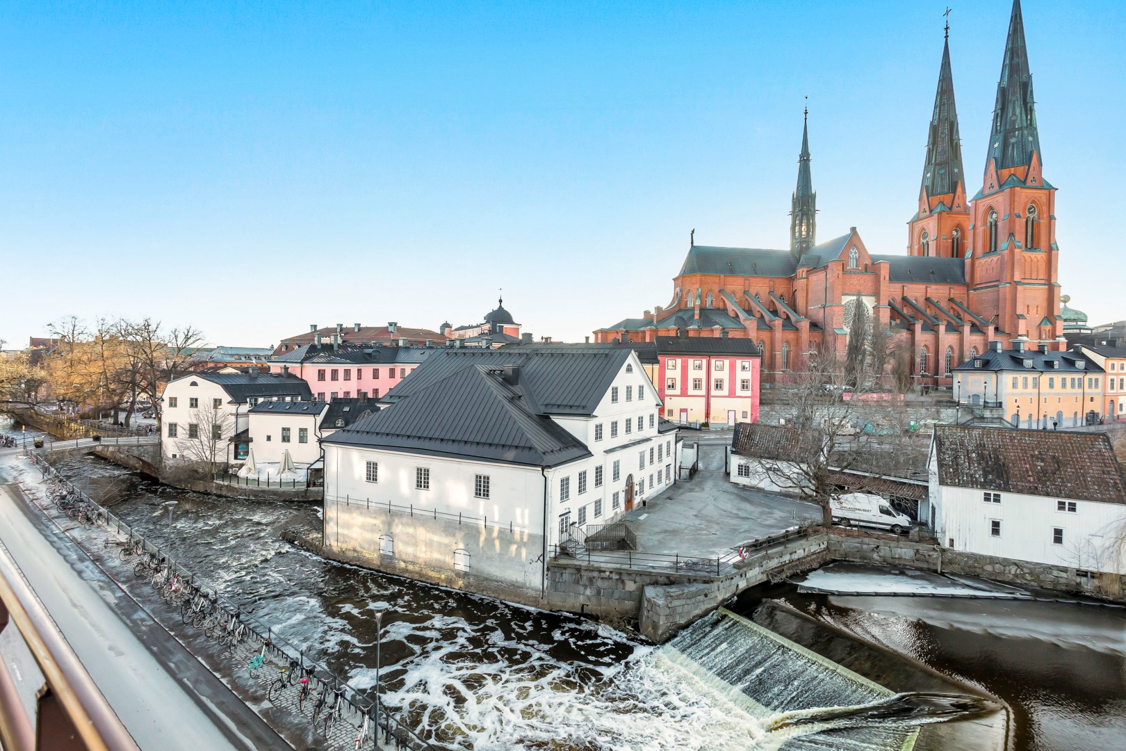 Bostadsbild från Östra ågatan 17, Såld i Centrum, Uppsala