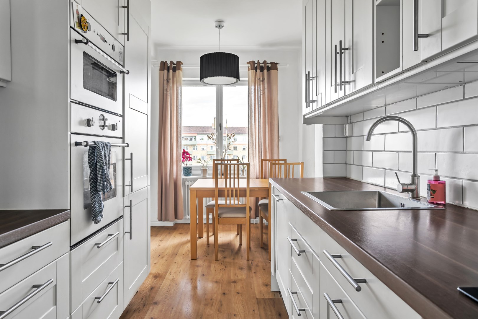 Bostadsbild från Prästgårdsgatan 12B, Såld i Stabby, Uppsala