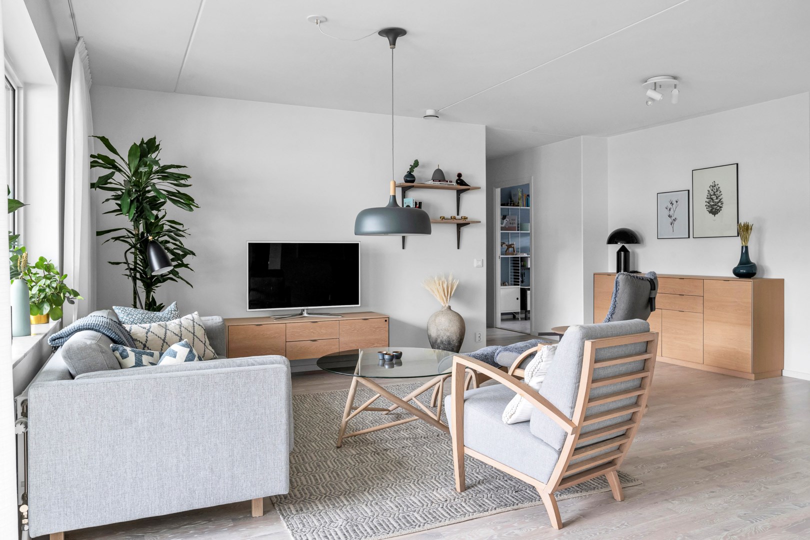 Bostadsbild från Torgny Segerstedts Allé 38, Såld i Rosendal, Uppsala