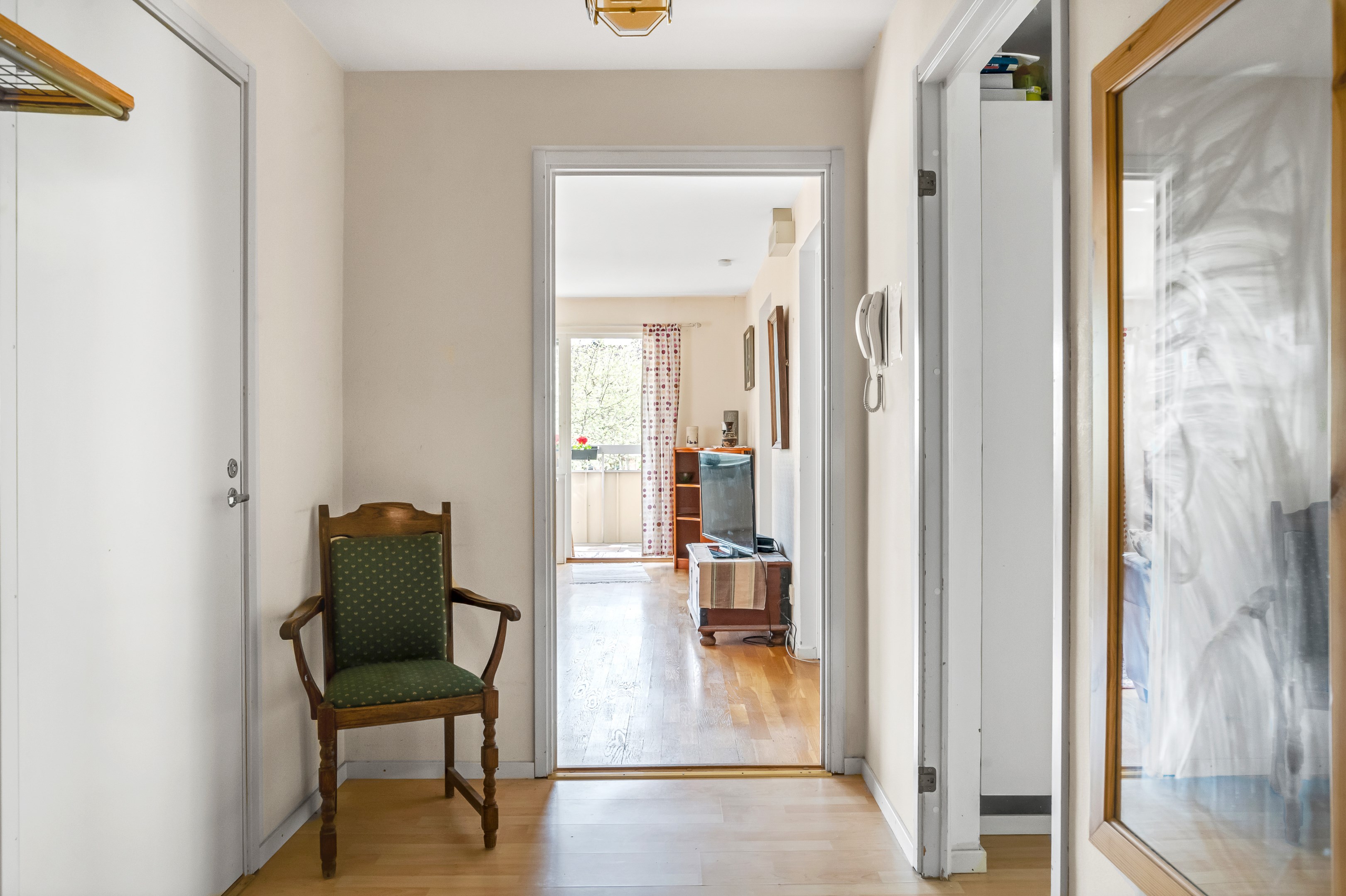 Bostadsbild från Hamnesplanaden 2B, Snart till salu i Centrum, Uppsala