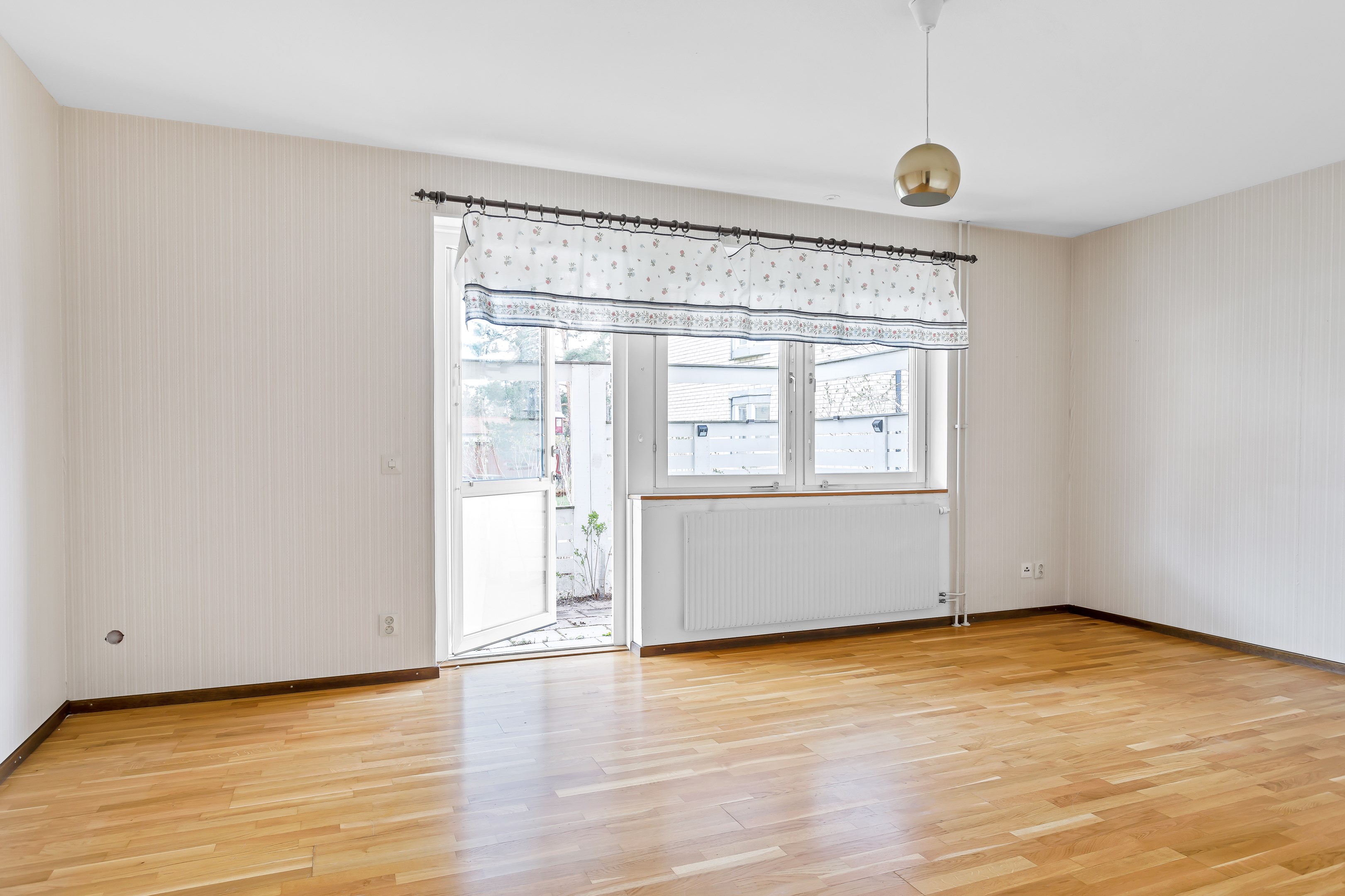 Bostadsbild från Bergslagsresan 2, Såld i Sävja, Uppsala