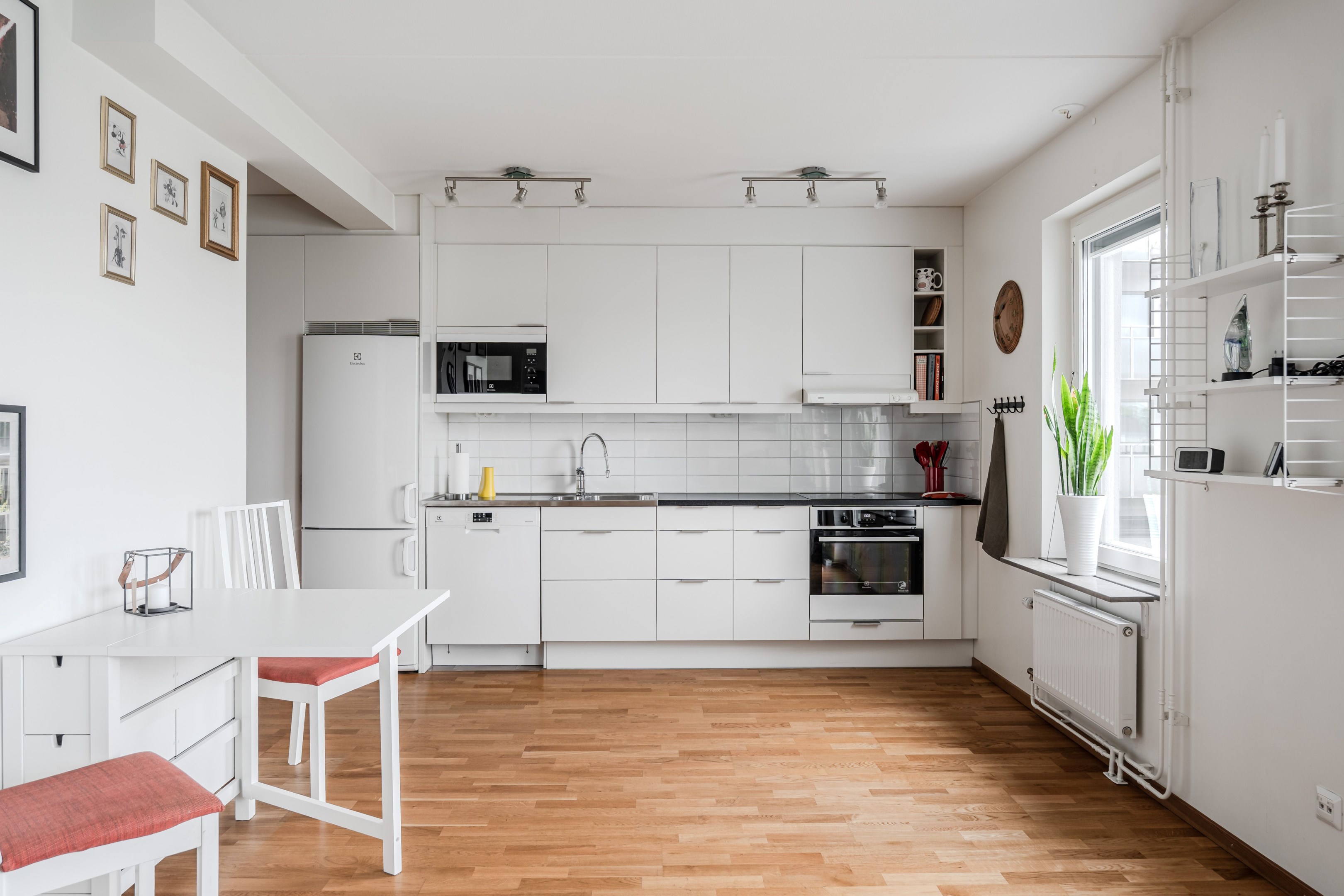 Bostadsbild från Råbyvägen 34, Till salu i Kapellgärdet, Uppsala