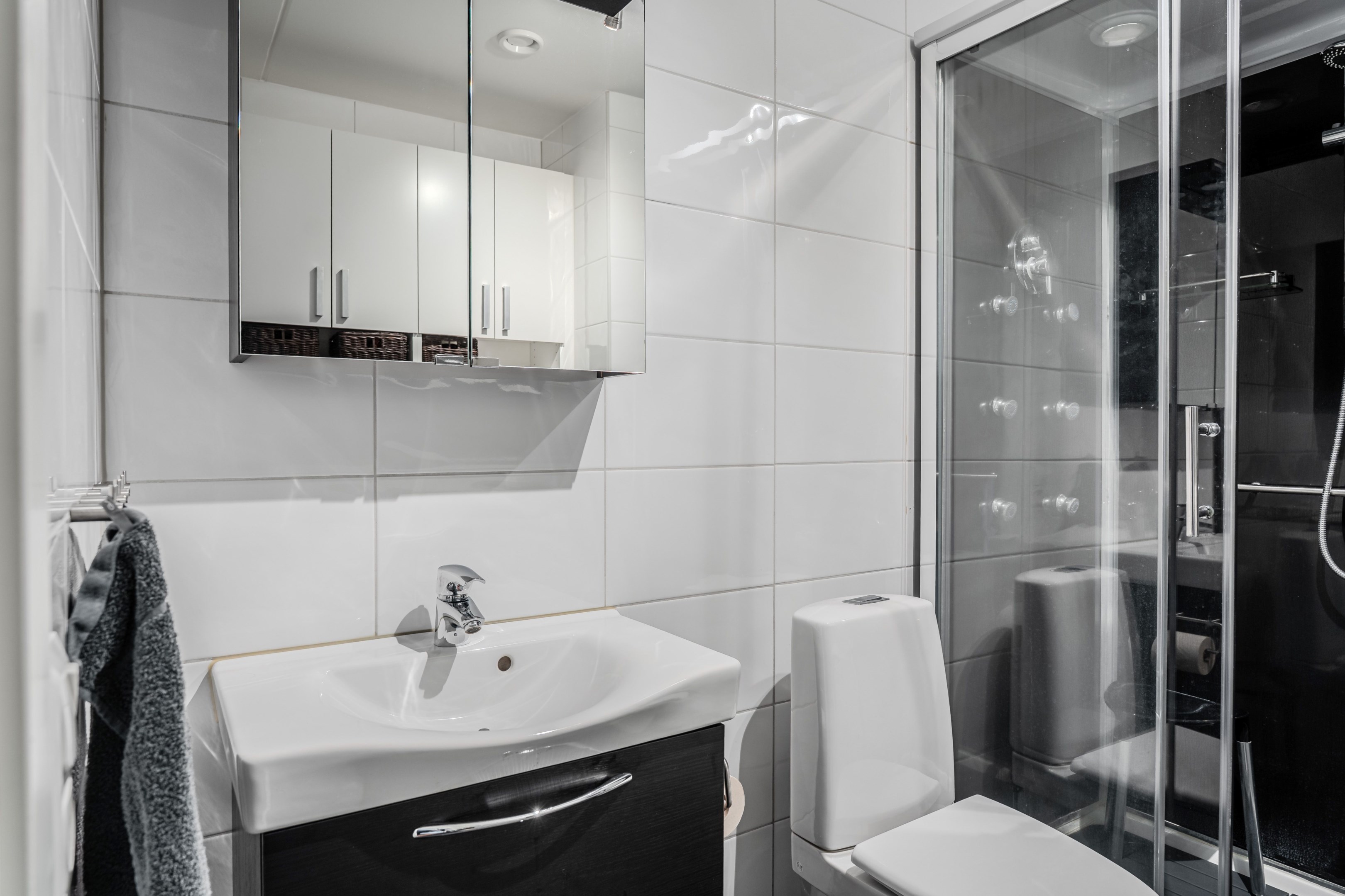 Bostadsbild från Råbyvägen 34, Till salu i Kapellgärdet, Uppsala