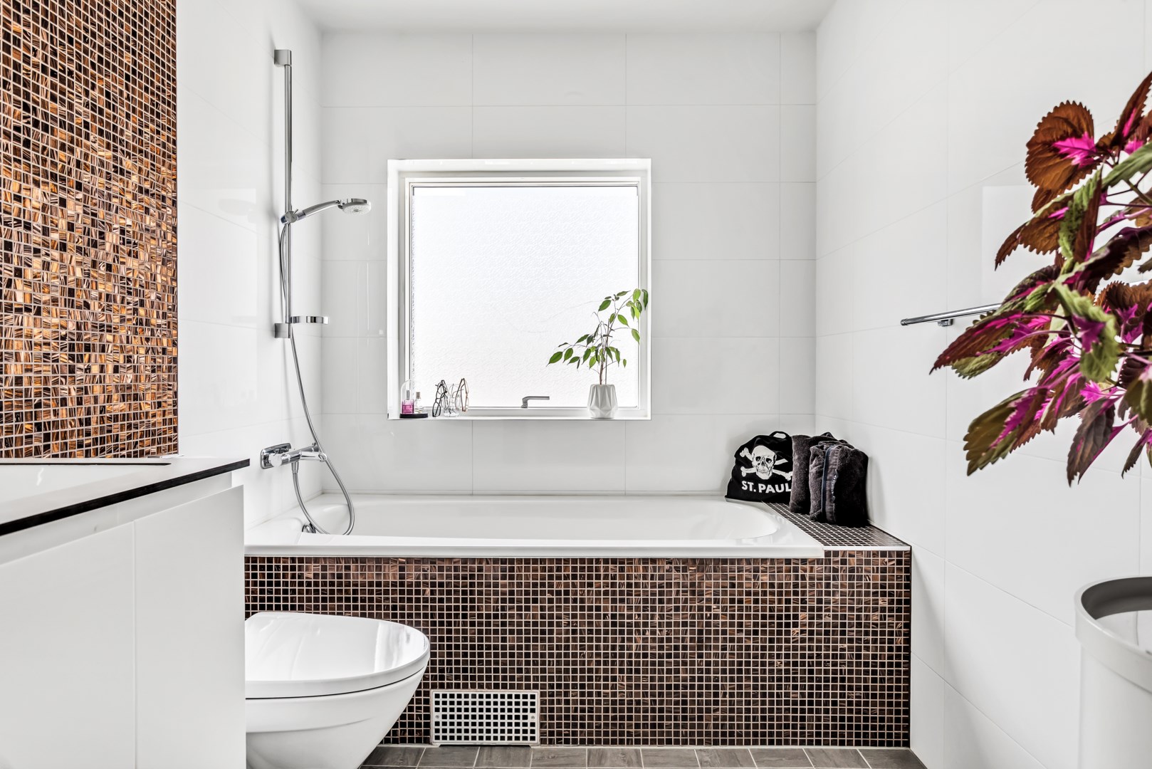 Bostadsbild från Storstensvägen 40, Såld i Lindbacken, Uppsala