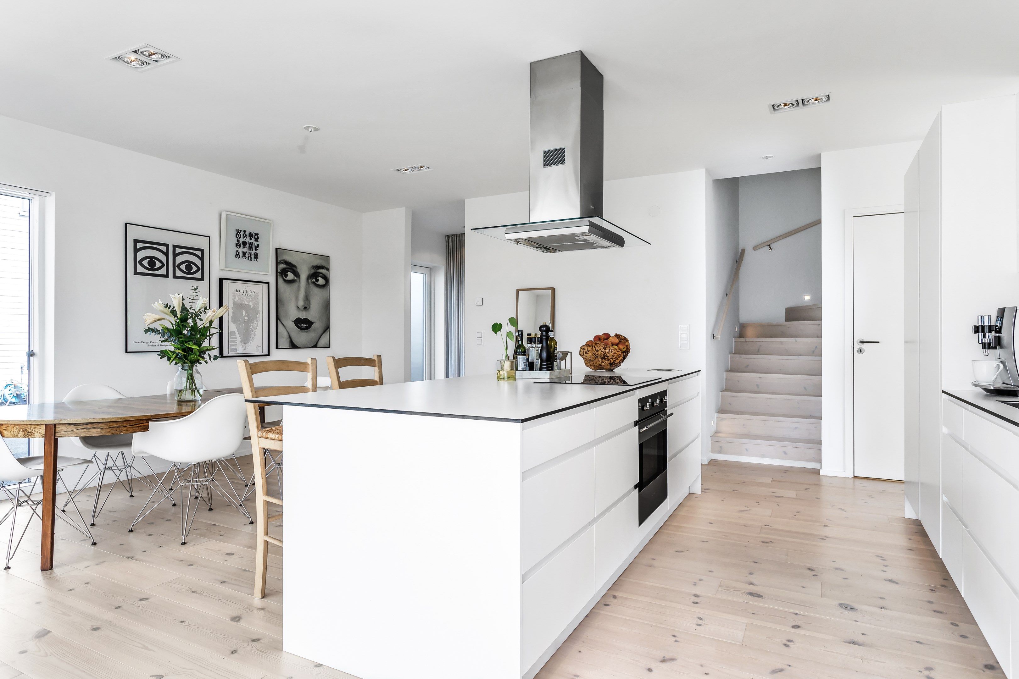 Bostadsbild från Storstensvägen 40, Såld i Lindbacken, Uppsala