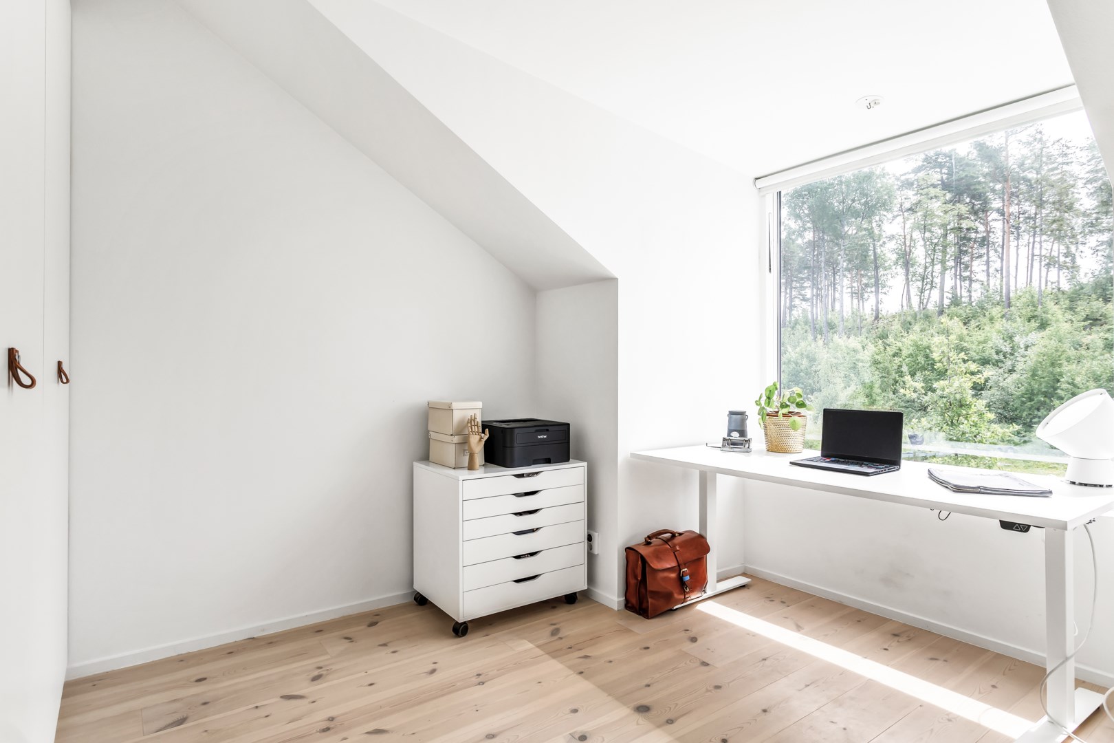 Bostadsbild från Storstensvägen 40, Såld i Lindbacken, Uppsala