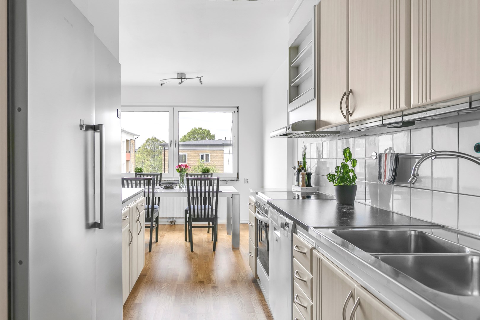 Bostadsbild från Heidenstamsgatan 21, Såld i Heidenstam, Uppsala