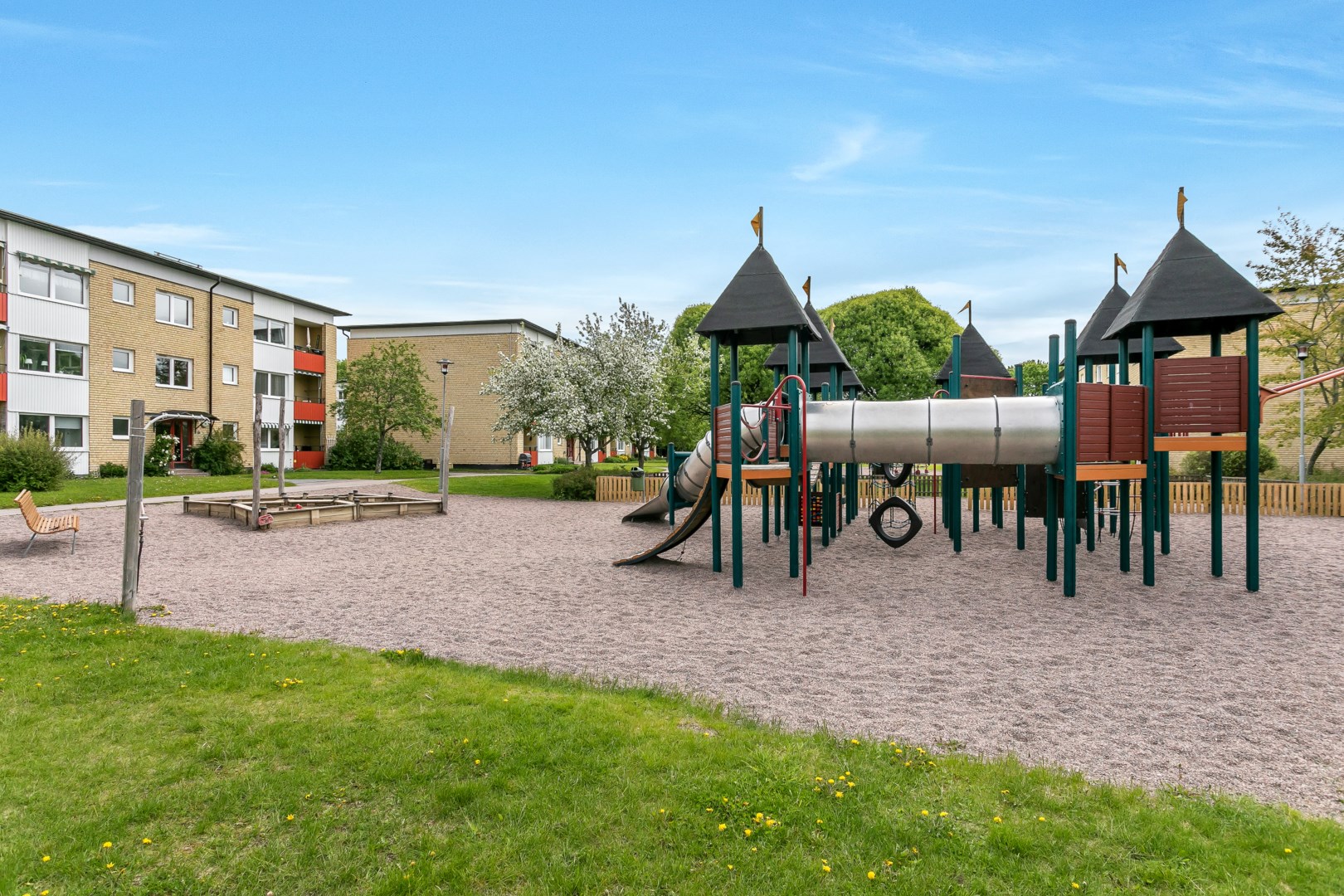 Bostadsbild från Heidenstamsgatan 21, Såld i Heidenstam, Uppsala