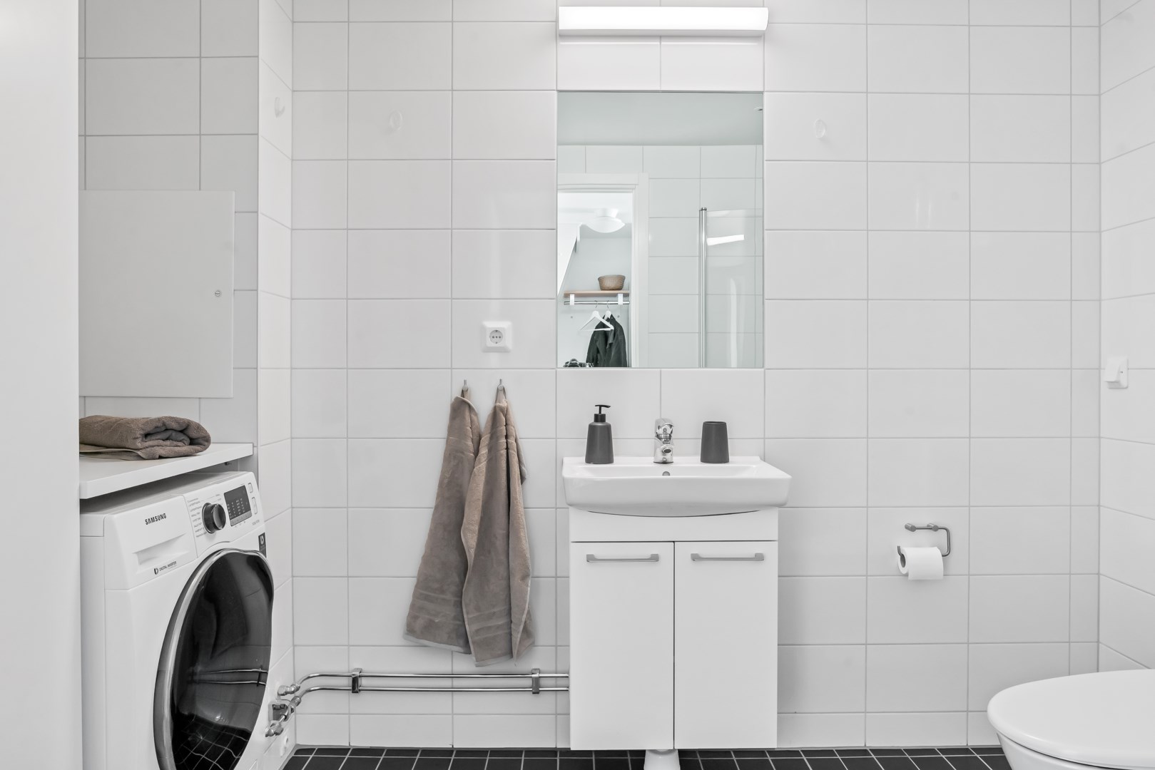 Bostadsbild från Rosendalsvägen 12, Såld i Rosendal, Uppsala