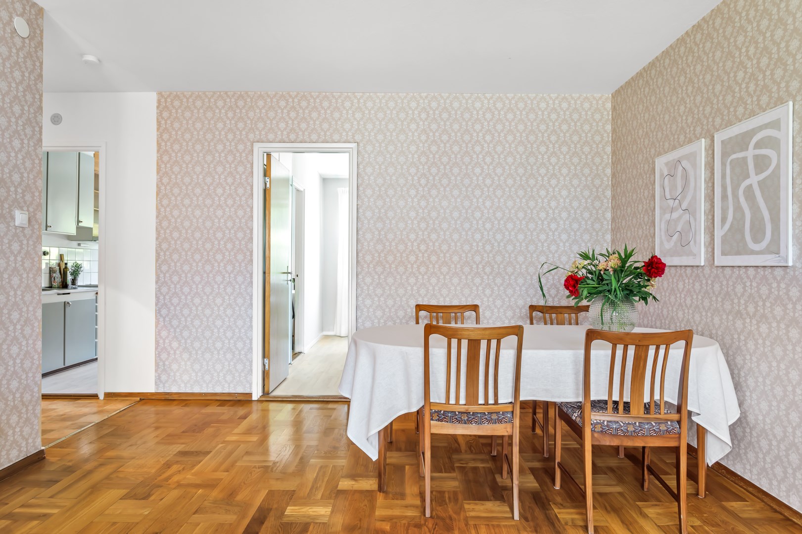 Bostadsbild från Verkmästargatan 17, Såld i Salabacke, Uppsala