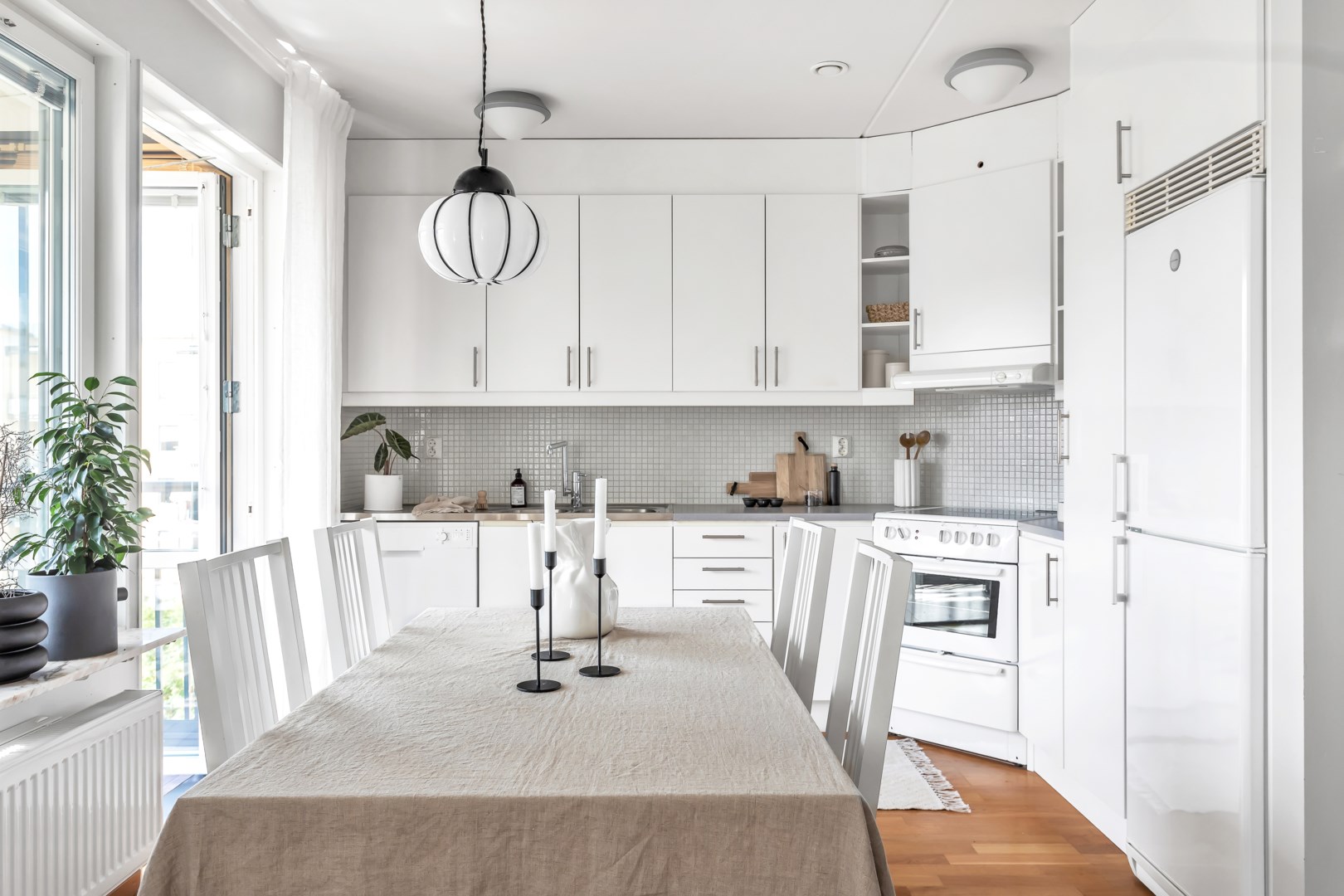 Bostadsbild från Vattholmavägen 4B, Såld i Kapellgärdet, Uppsala